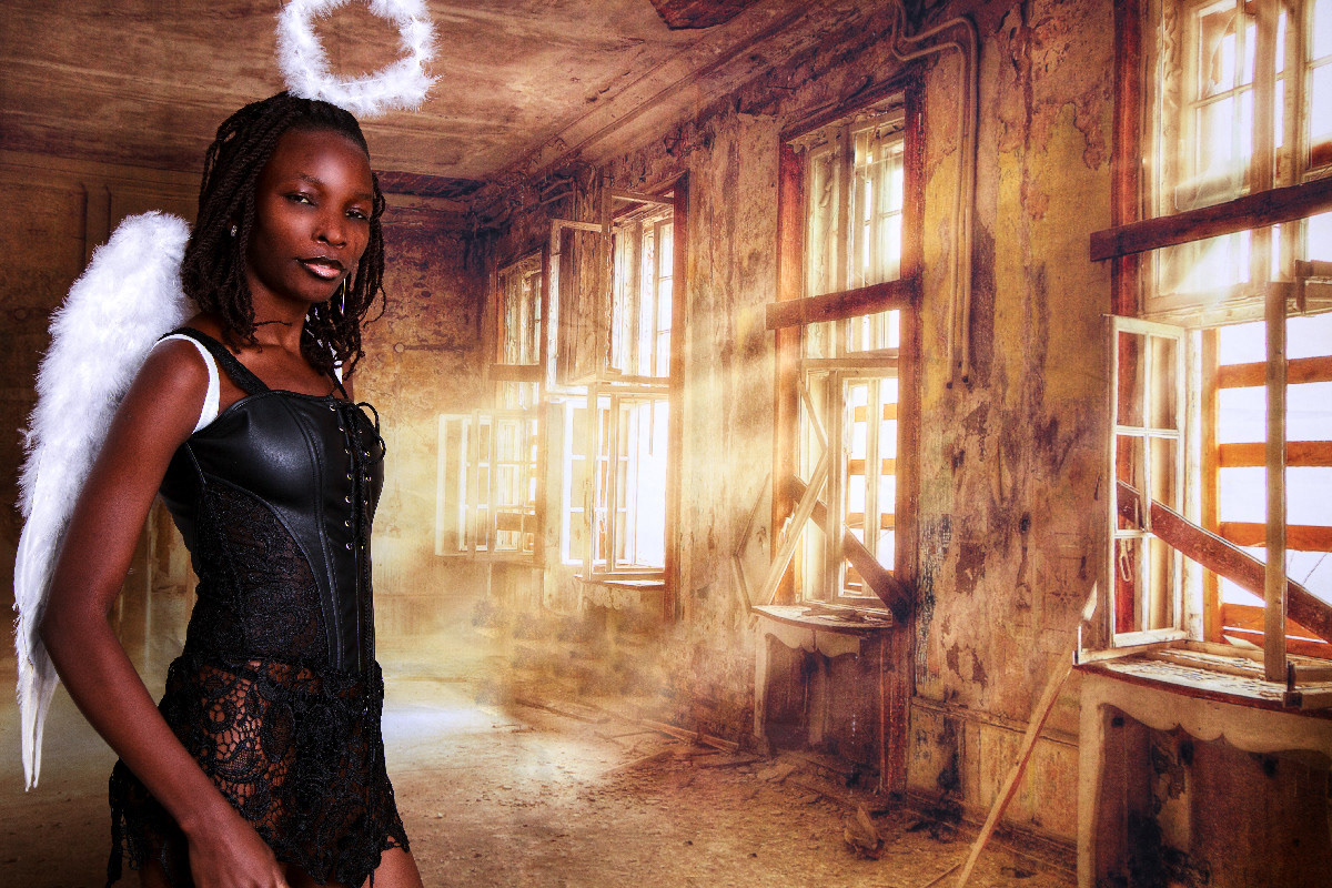 Jackie and the old Villa