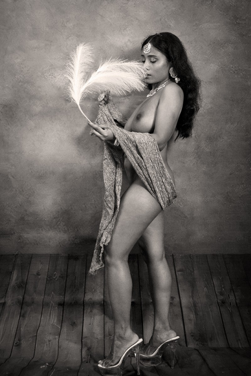 Nikita - Brown Background 6