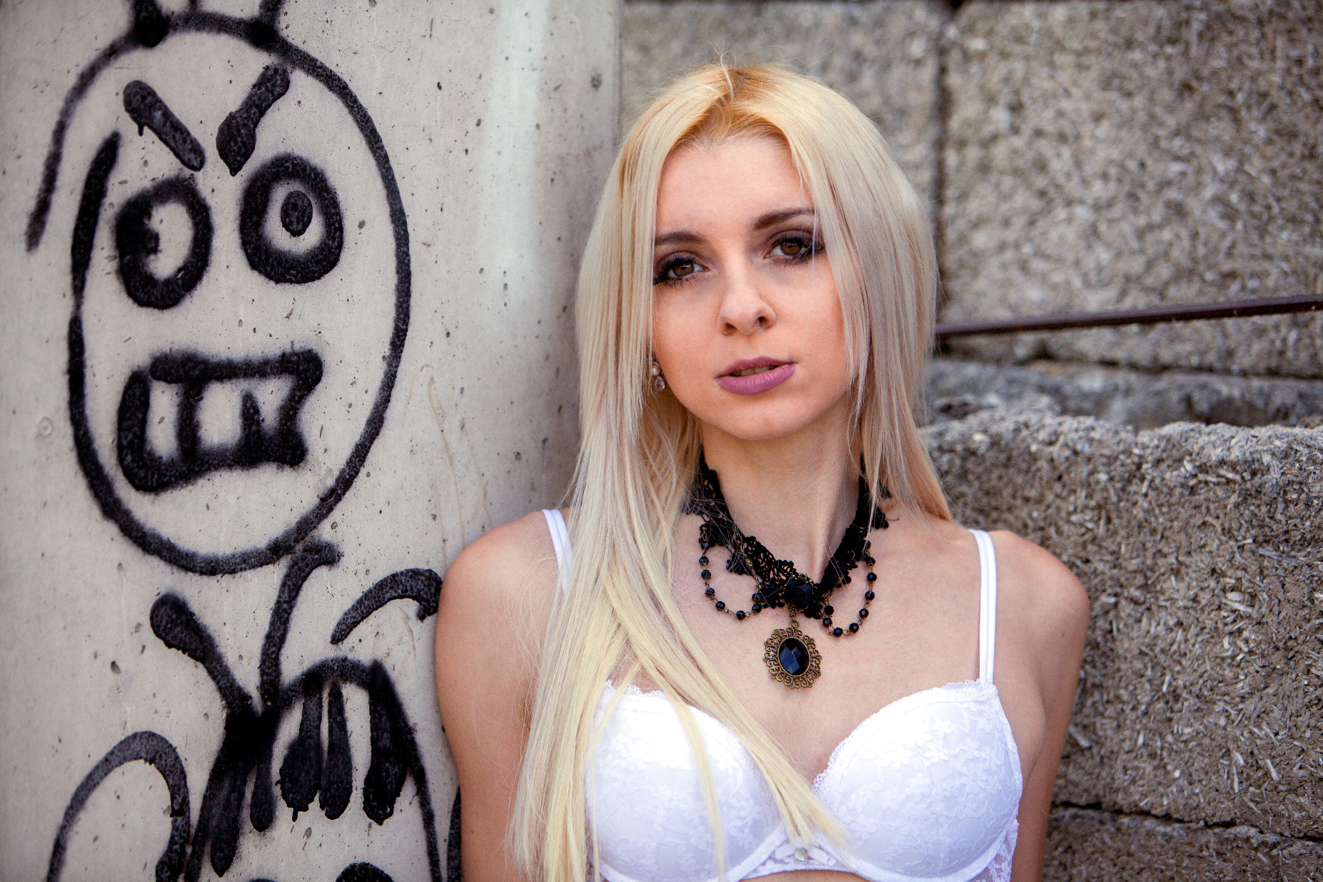 Sabrina Outdoor II