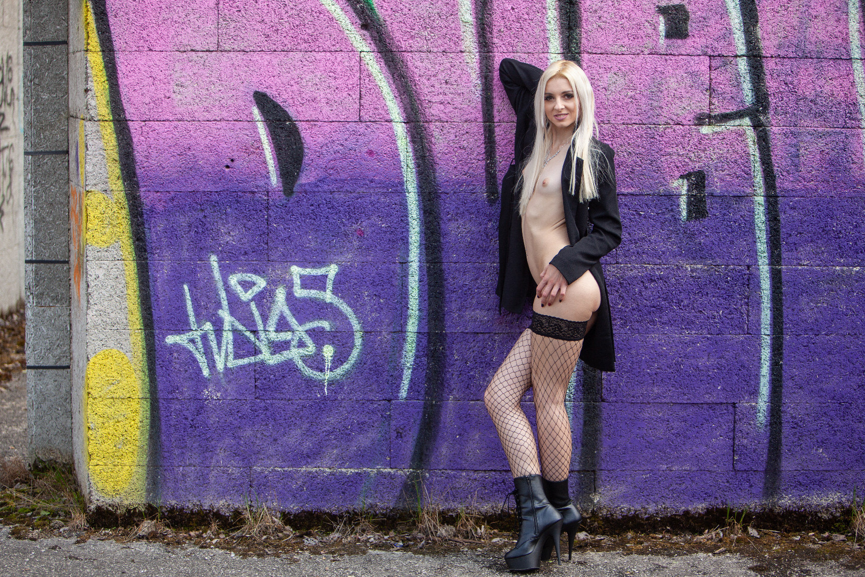 Sabrina Outdoor II