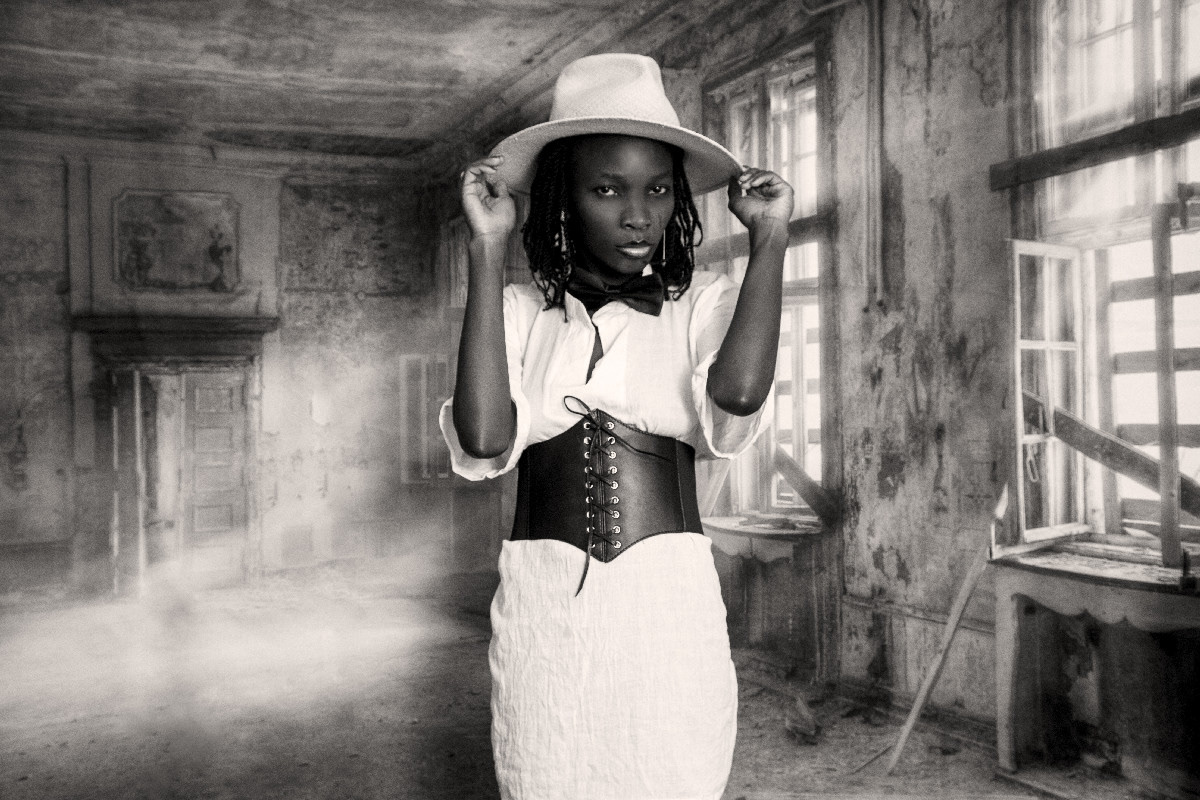 Jackie and the old Villa