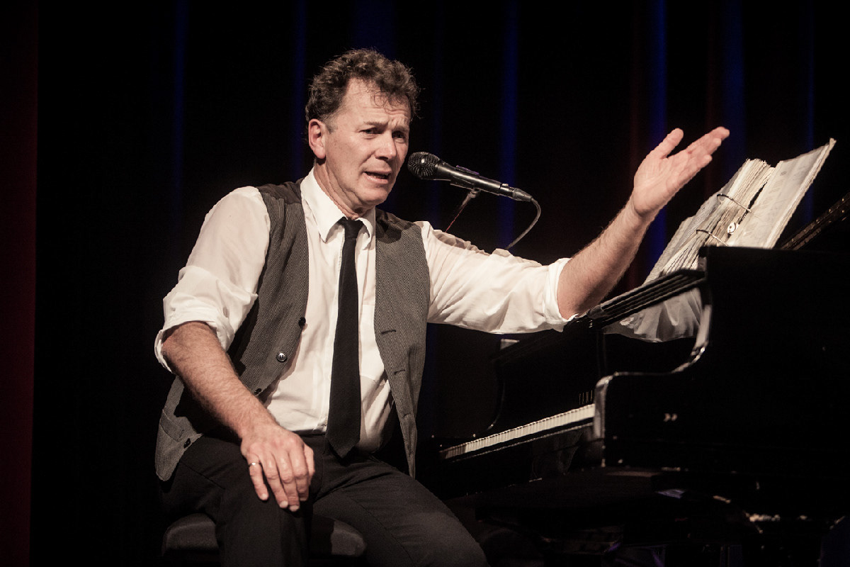 Live at Lustspielhaus