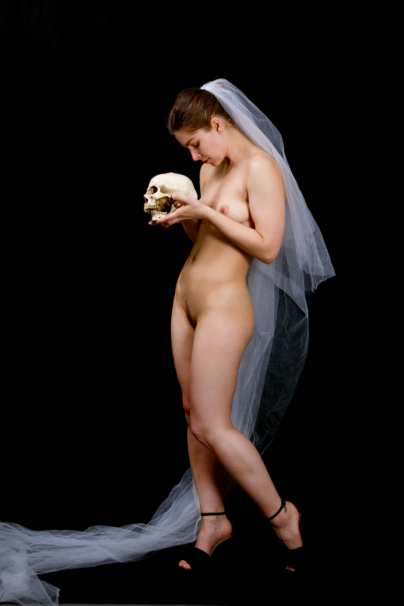 Ann Mavka - Black 9