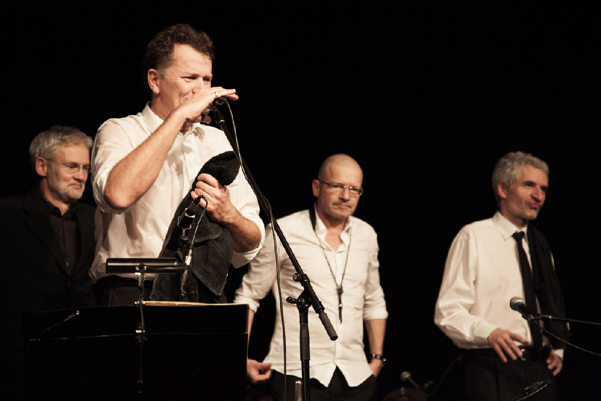 Live at Lustspielhaus