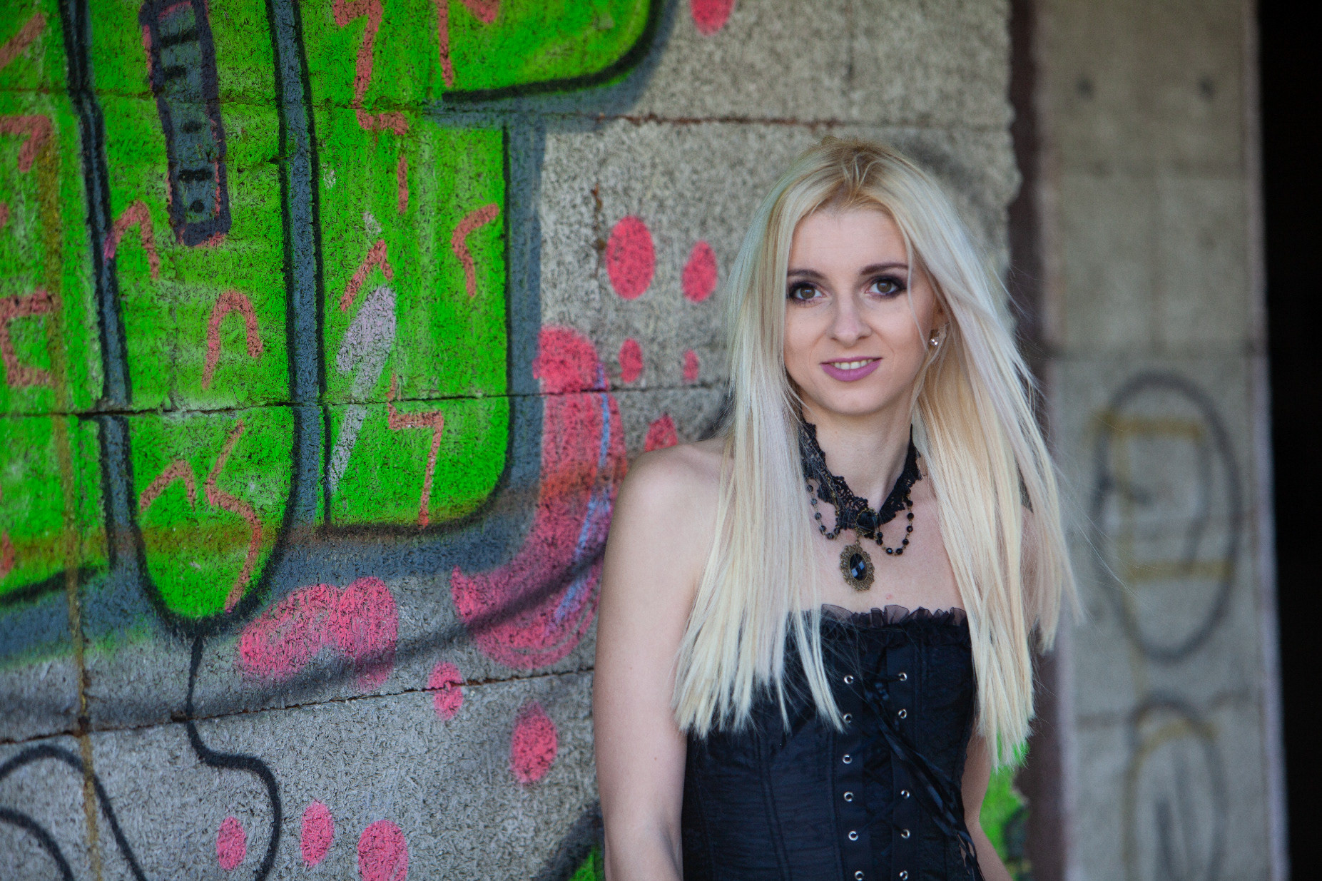 Sabrina Outdoor II