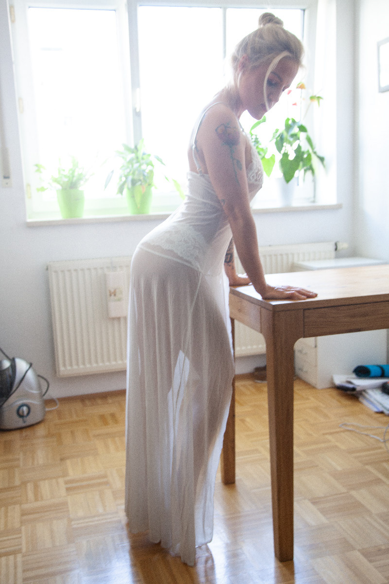 Homeshooting with Vikky