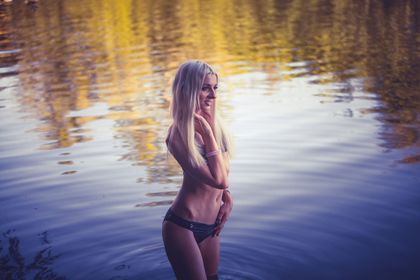 Sabrina at the lake