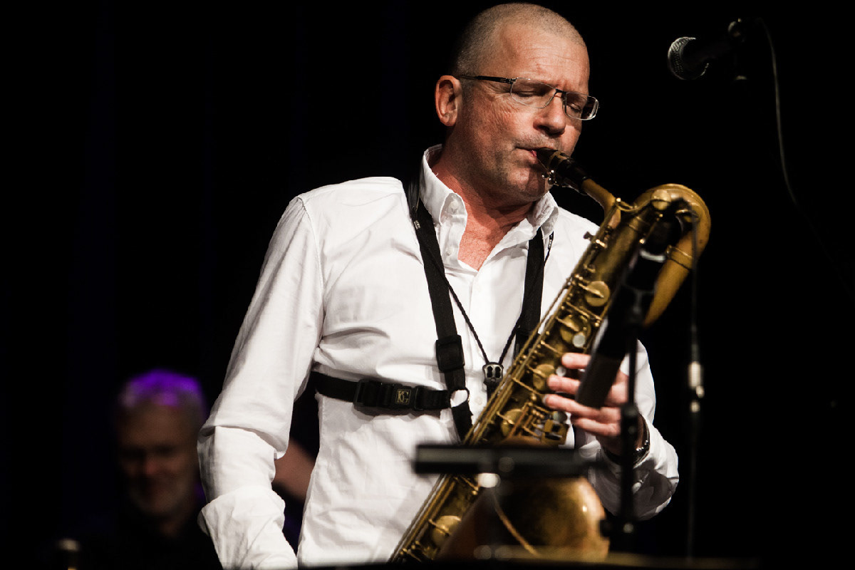 Live at Lustspielhaus