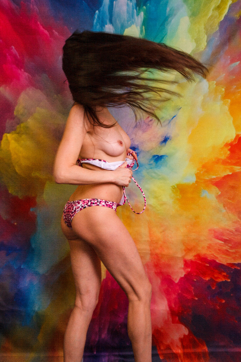 Ellen - Holi Party