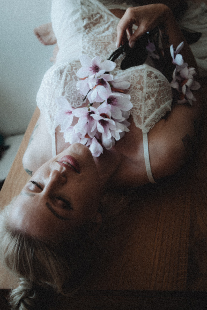 Homeshooting with Vikky