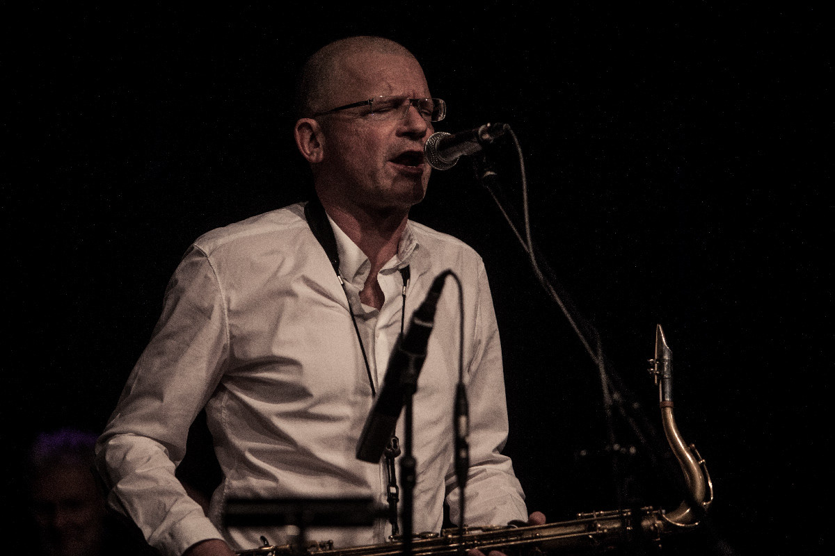 Live at Lustspielhaus
