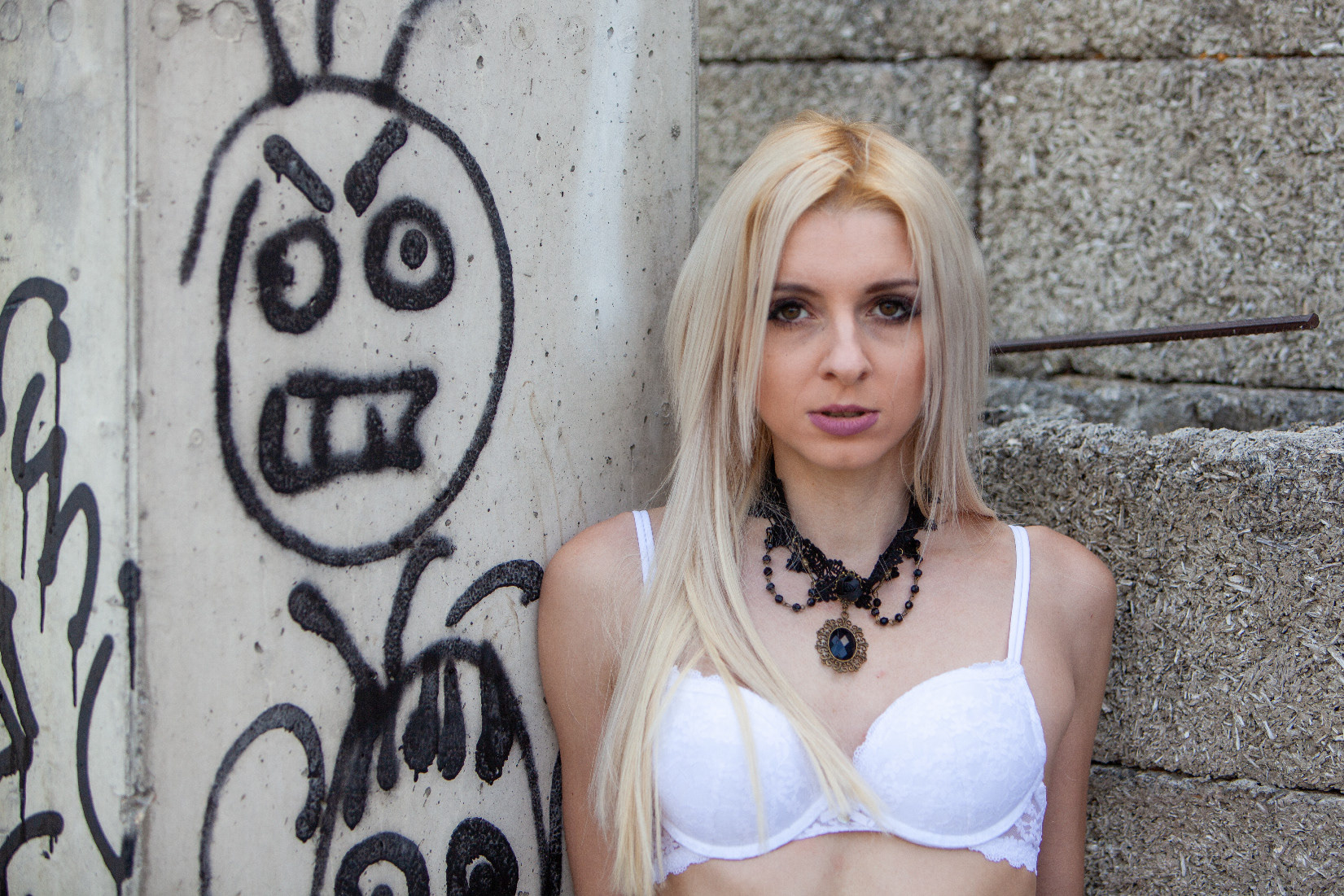 Sabrina Outdoor II