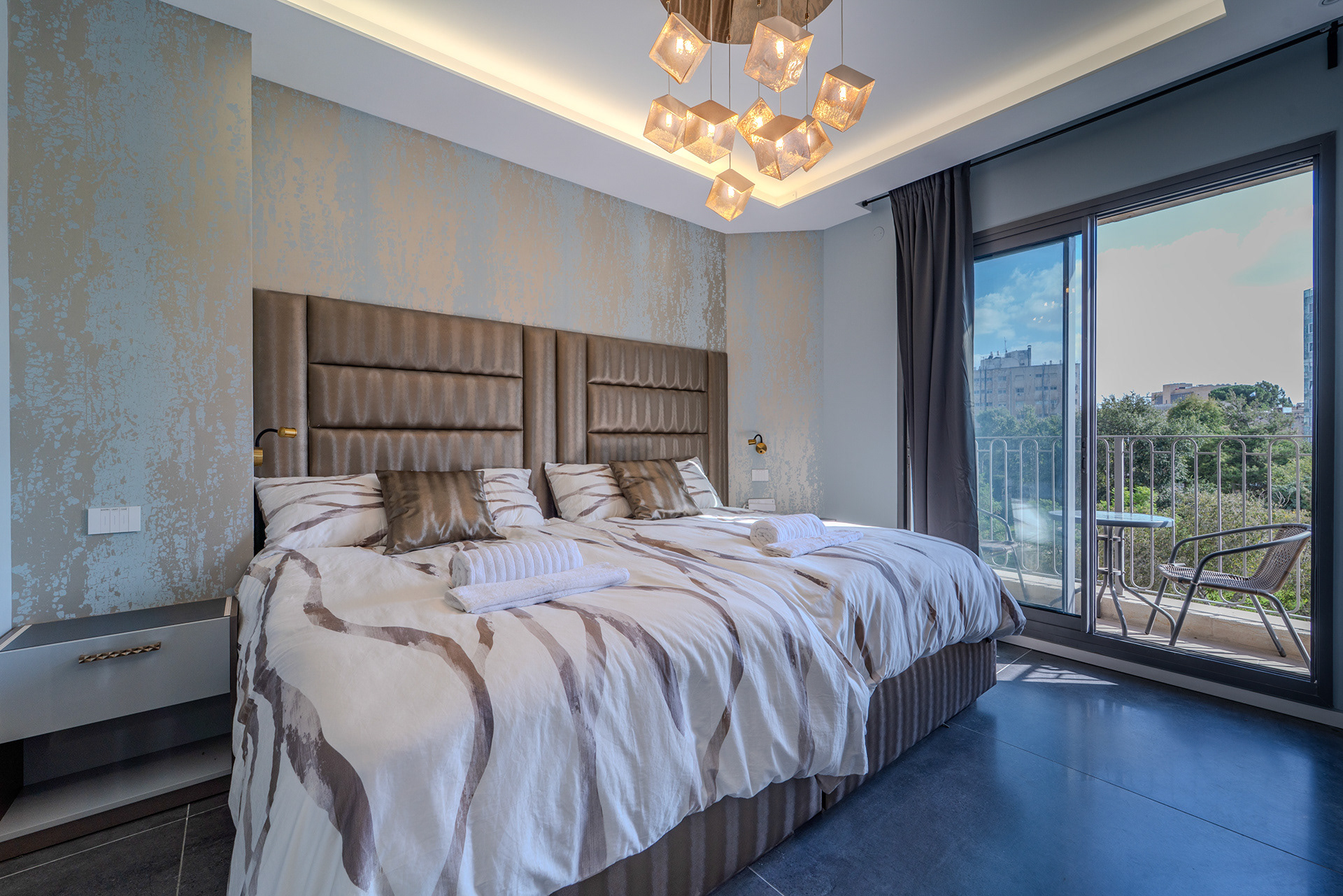 צילום נכסים – וילה יוקרתית עם עיצוב פנים מרשים