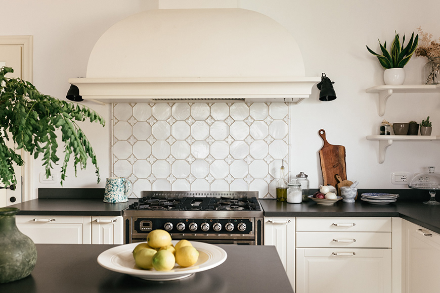 dettaglio cappa cucina  - Rossella Orizio ©