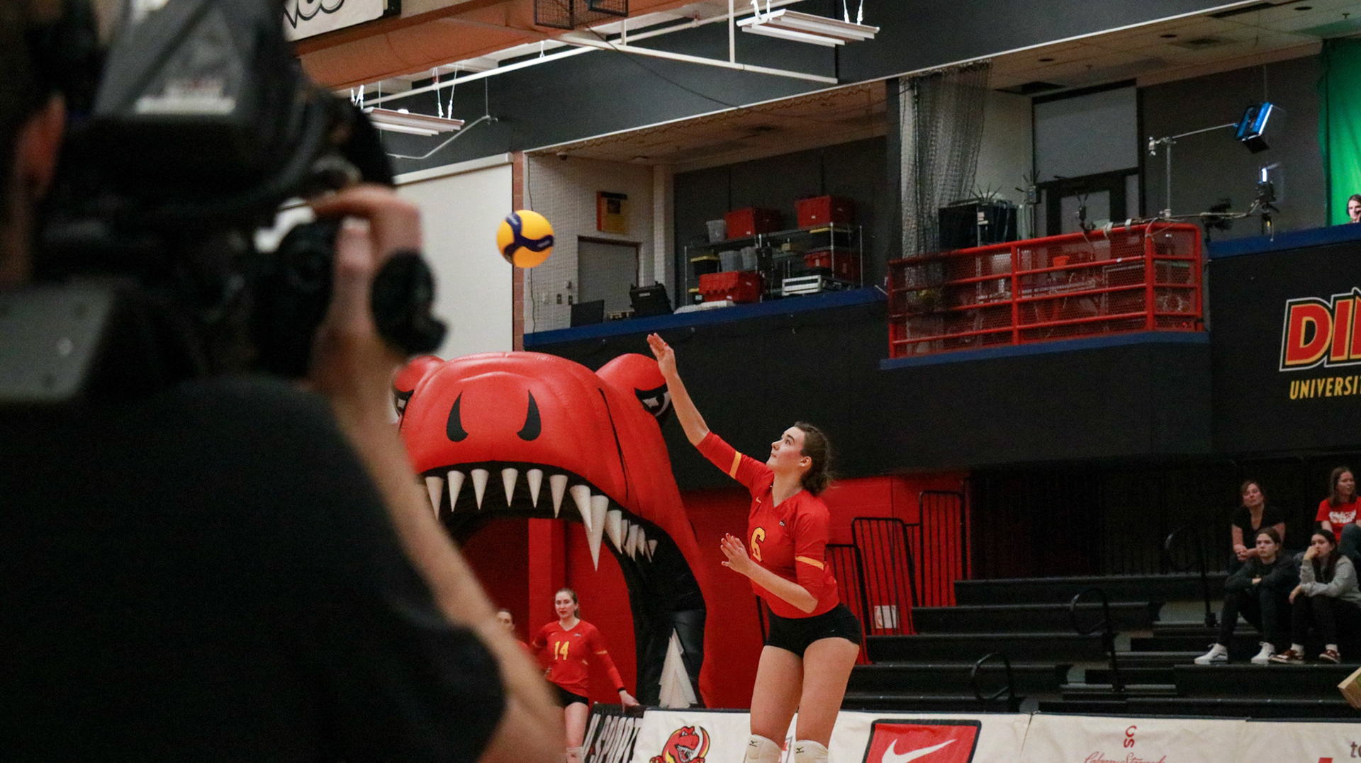 This picture showcases a women’s volleyball game between Trinity Western Spartans and the Calgary Dinos on Saturday, Feb. 17, 2024, at the Jack Simpson Gym in Calgary. Trinity Western Spartans defeats Calgary Dinos with a score of 3-1.(Photo by Armaan Khanna/The Press)