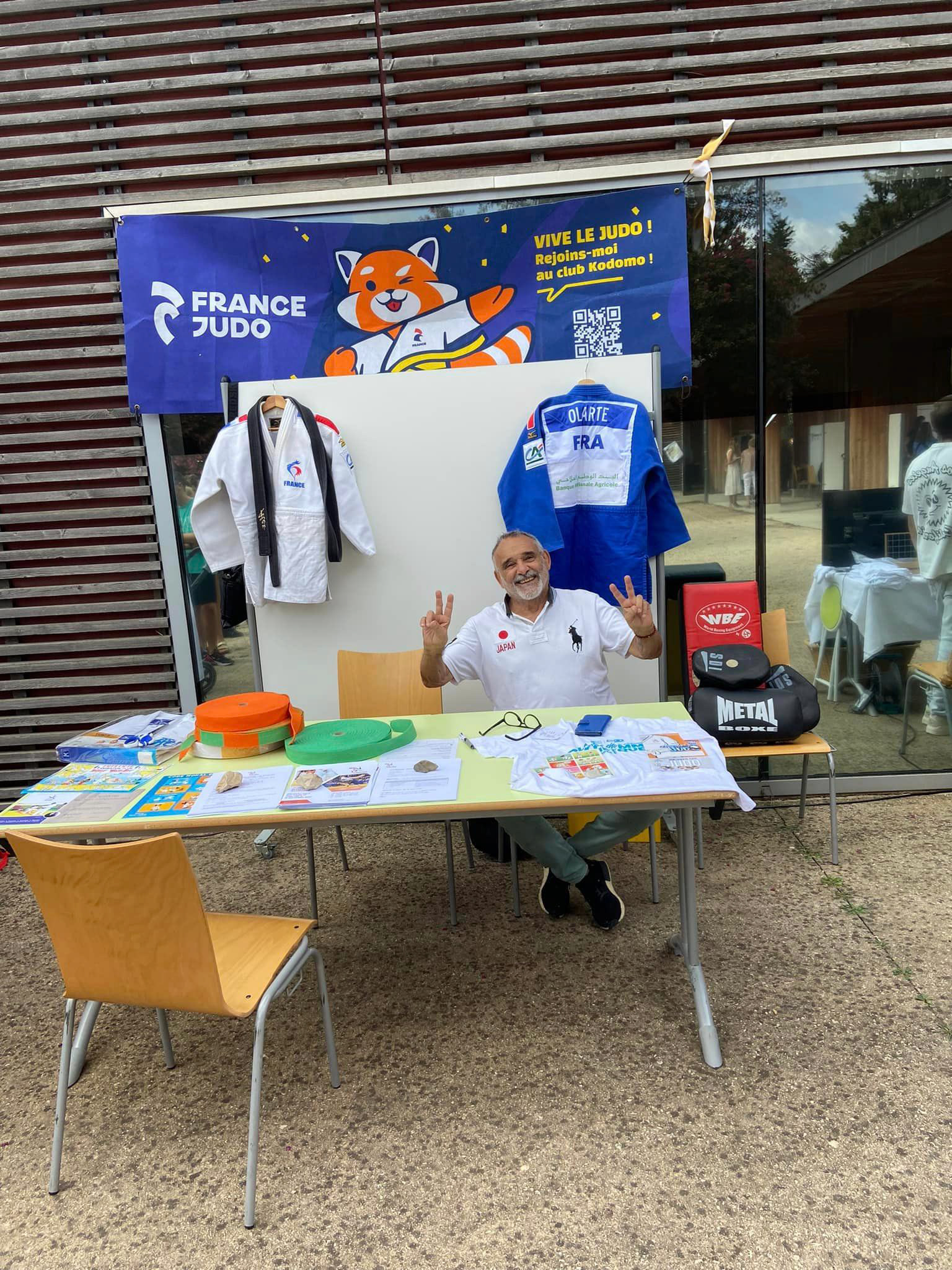 Notre professeur au forum des associations de Maussane-les-Alpilles, septembre 2023 🔥🥋