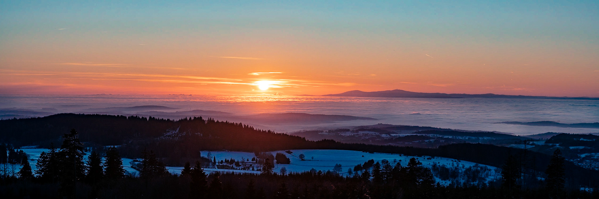 Hoherodskopf - Blick in Richtung Taunus