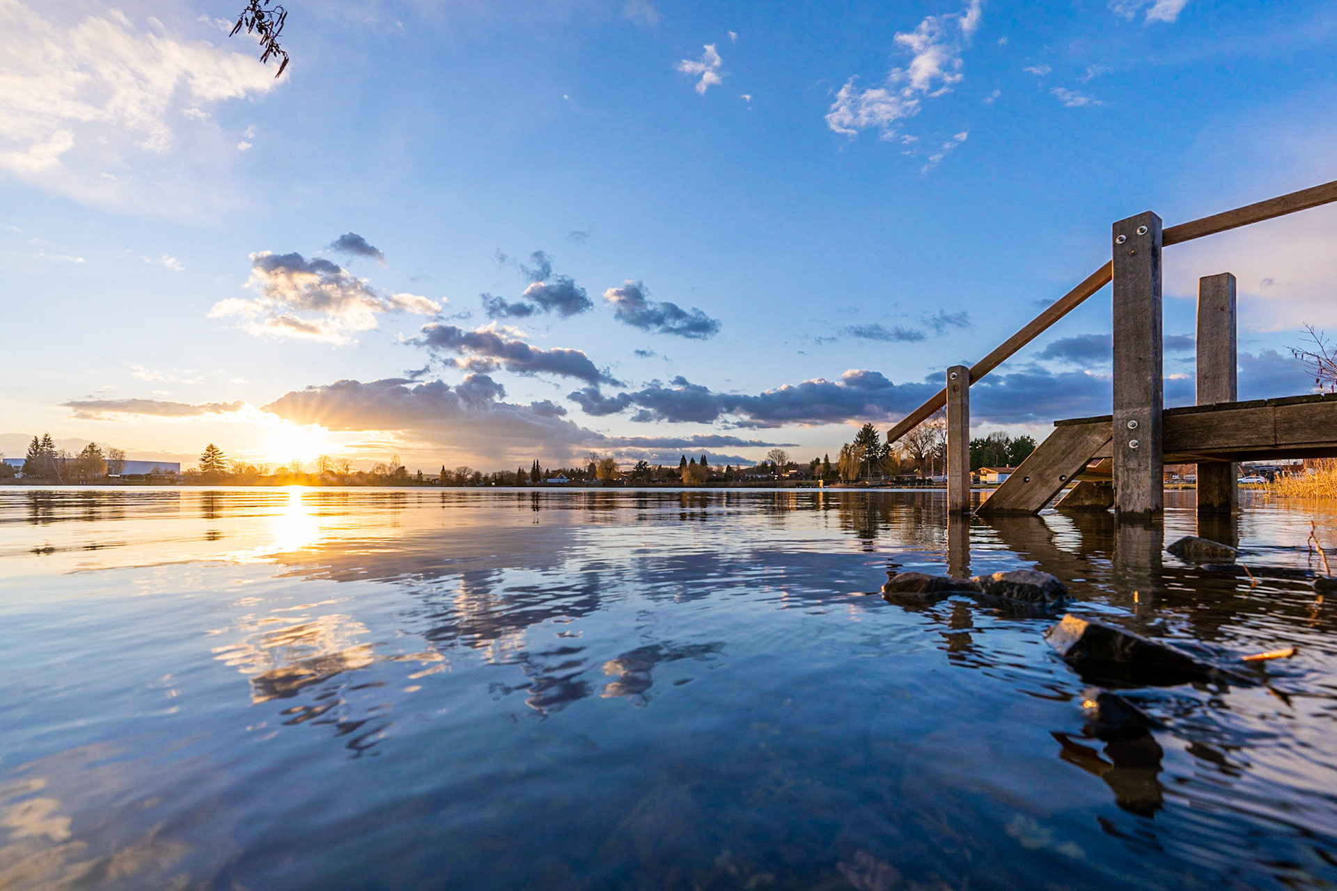 Hungen - Sonnenuntergang am Inheidener See