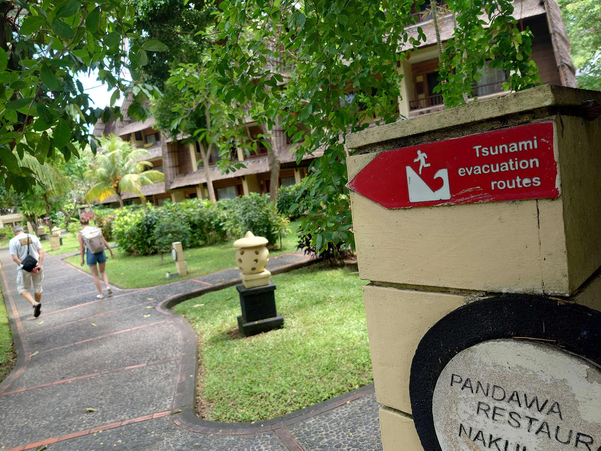 In Sanur gibt's überall Tsunami evacuation routes