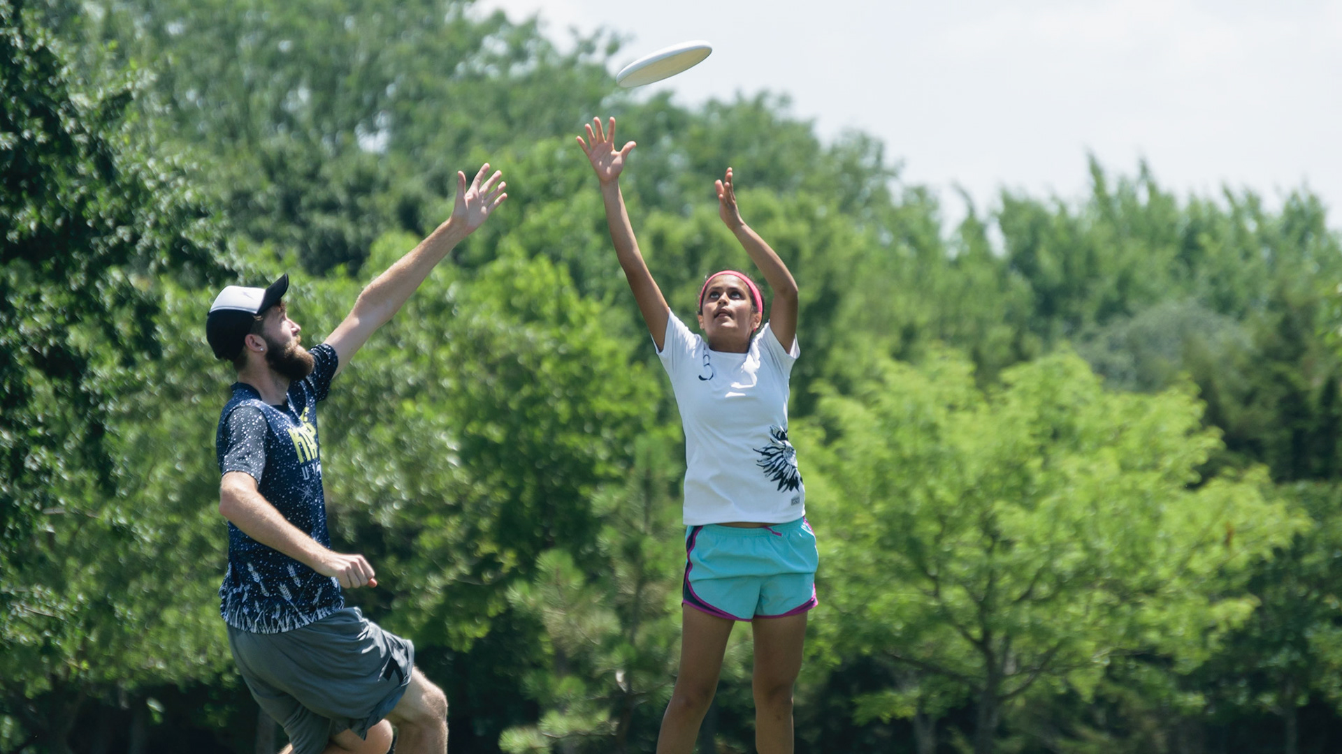 Фрисби екатеринбург уралмаш. Frisbee Чарджоу. Фрисби резиновая. Пирог фрисби. Алтимат фрисби в космосе.