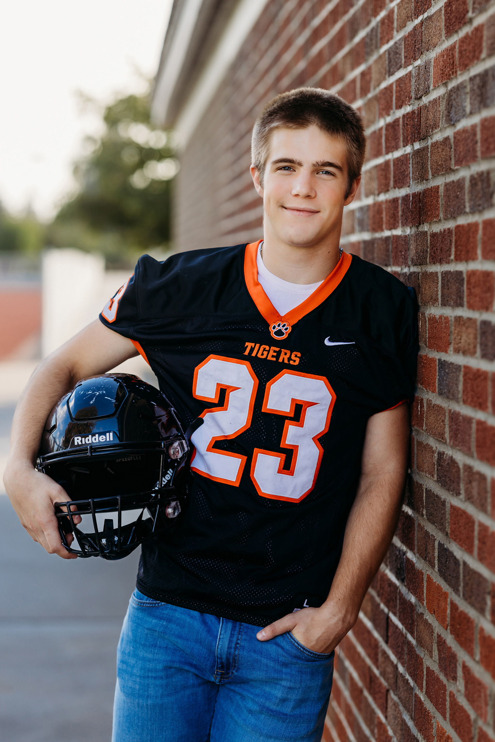 high school senior session - football player