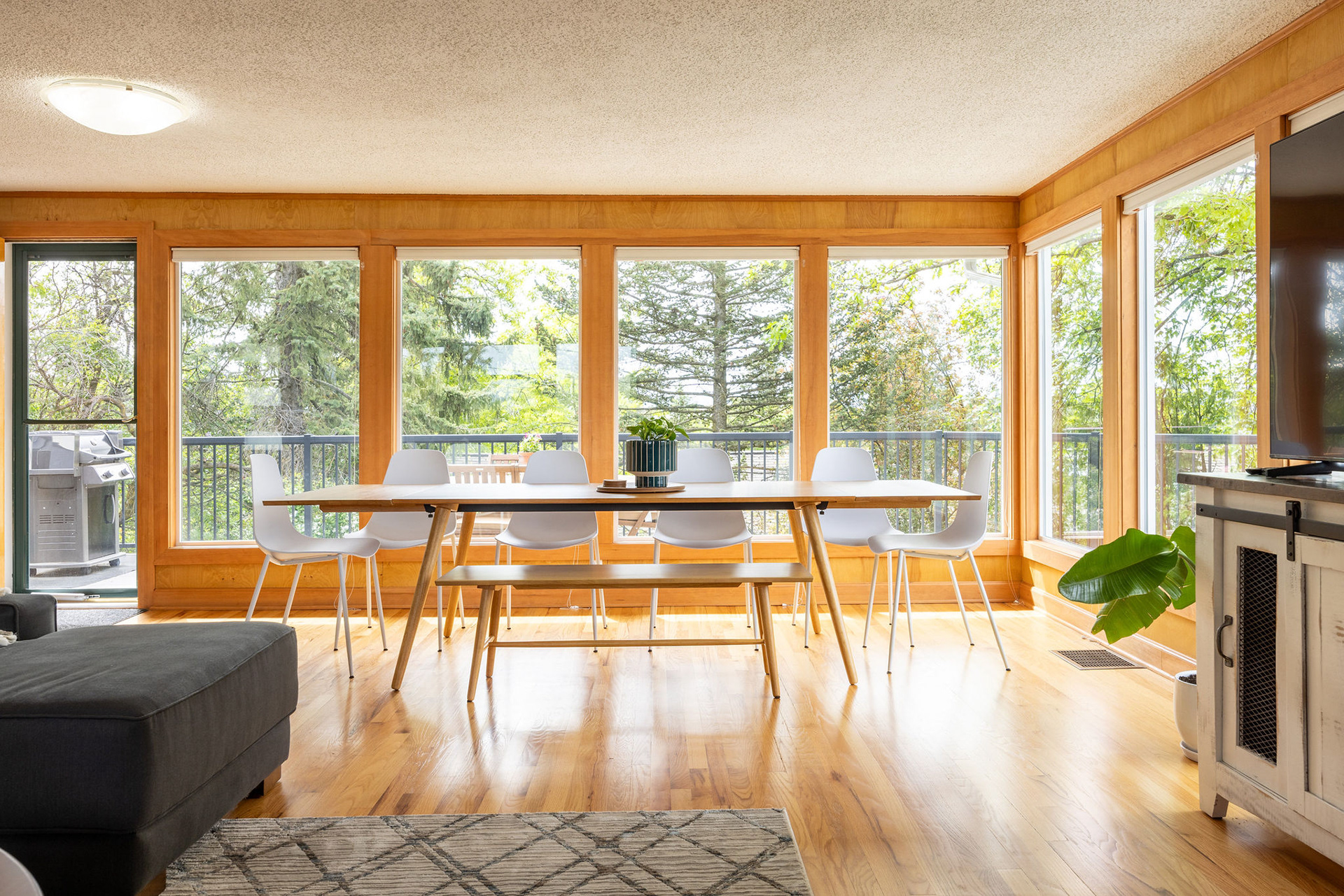 Airbnb listing photo