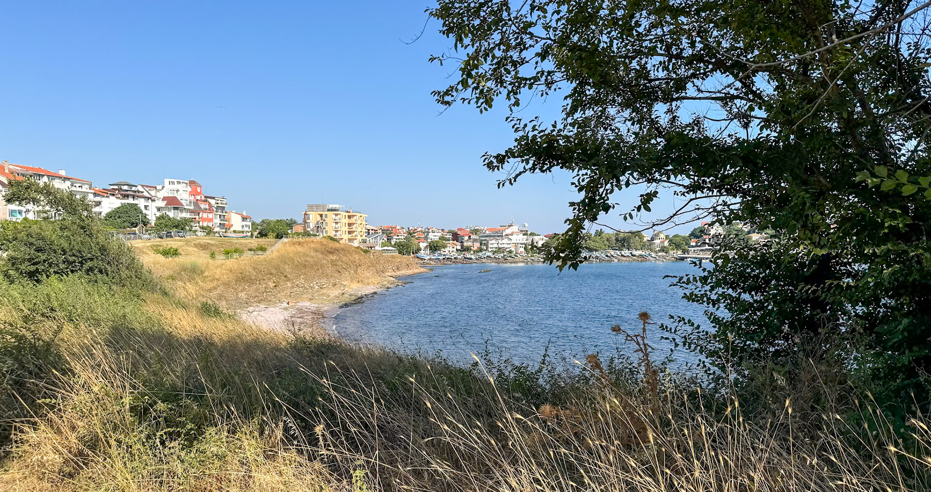 Ahtopol
