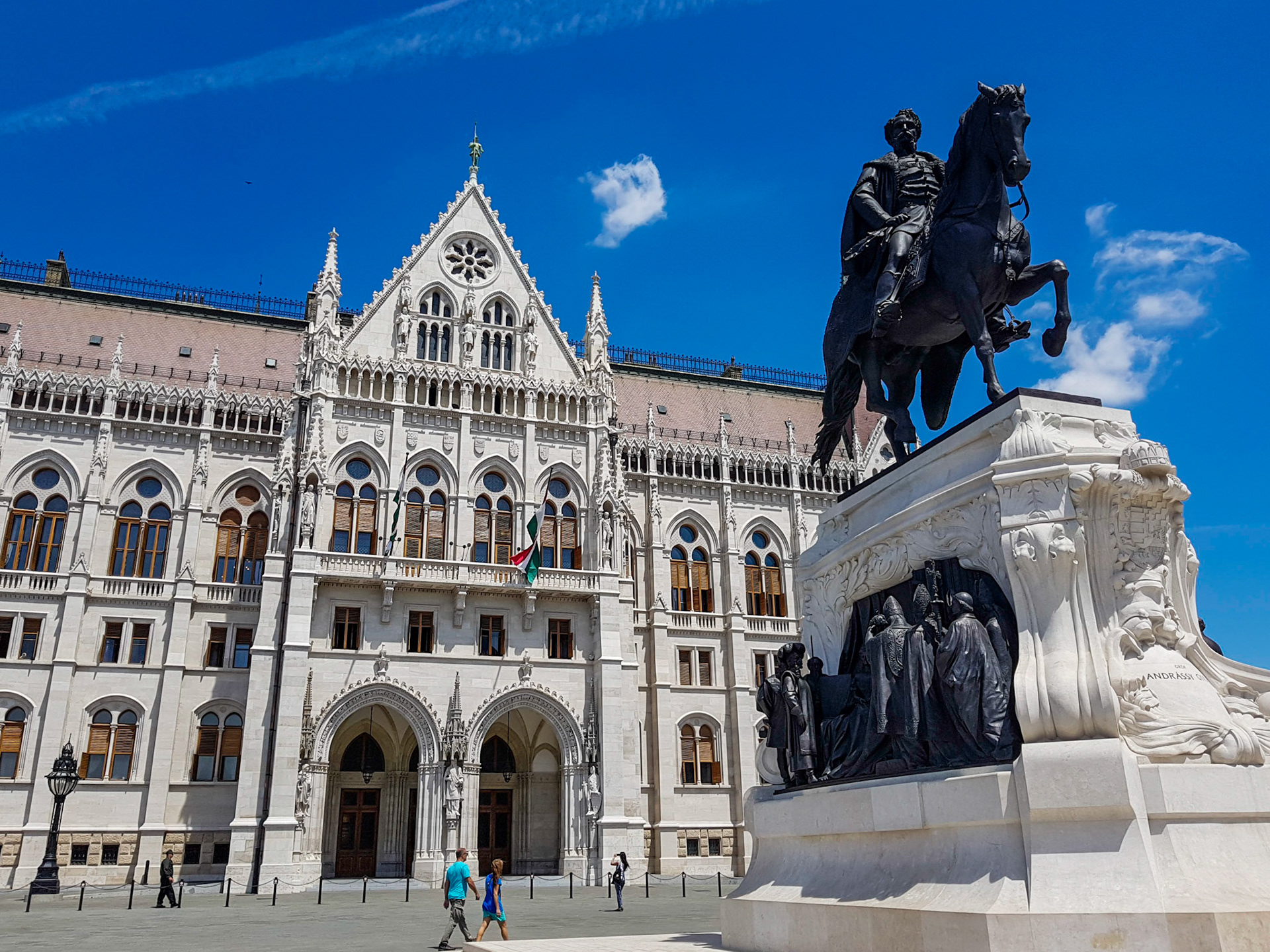 Budapesta. Pesta. Palatul Parlamentului