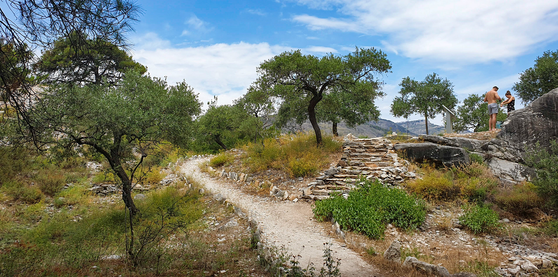 Piatra lui Dumnezeu. Aliki