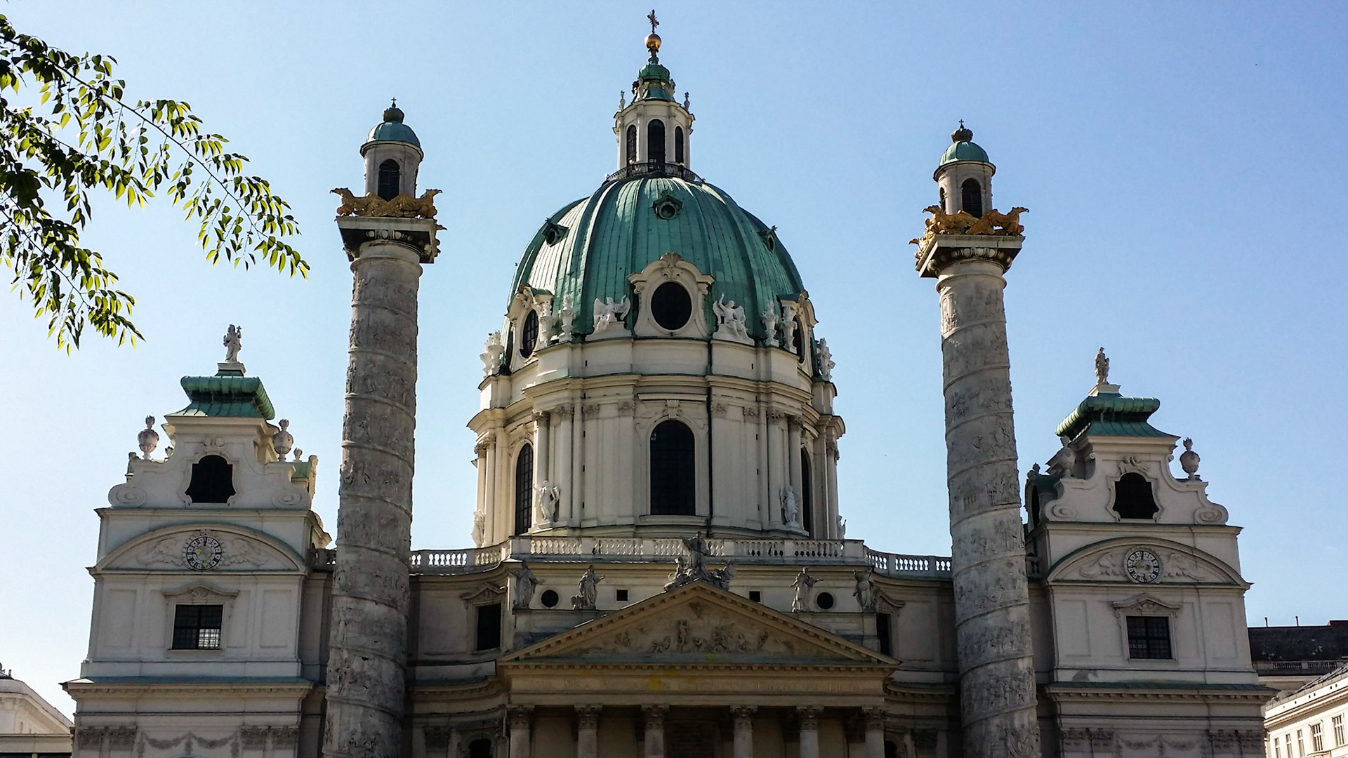 Karlskirche. Viena