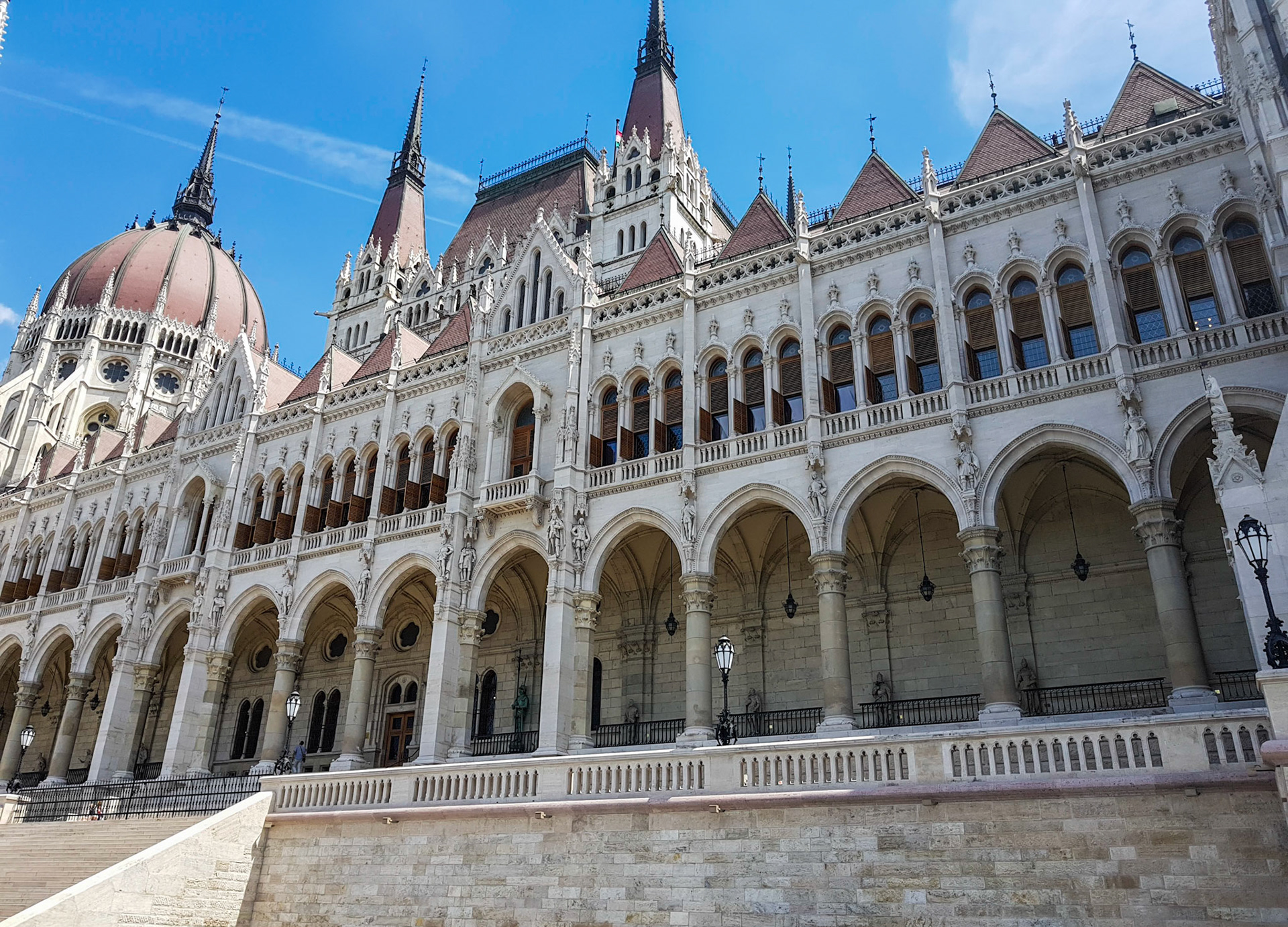 Budapesta. Pesta. Palatul Parlamentului
