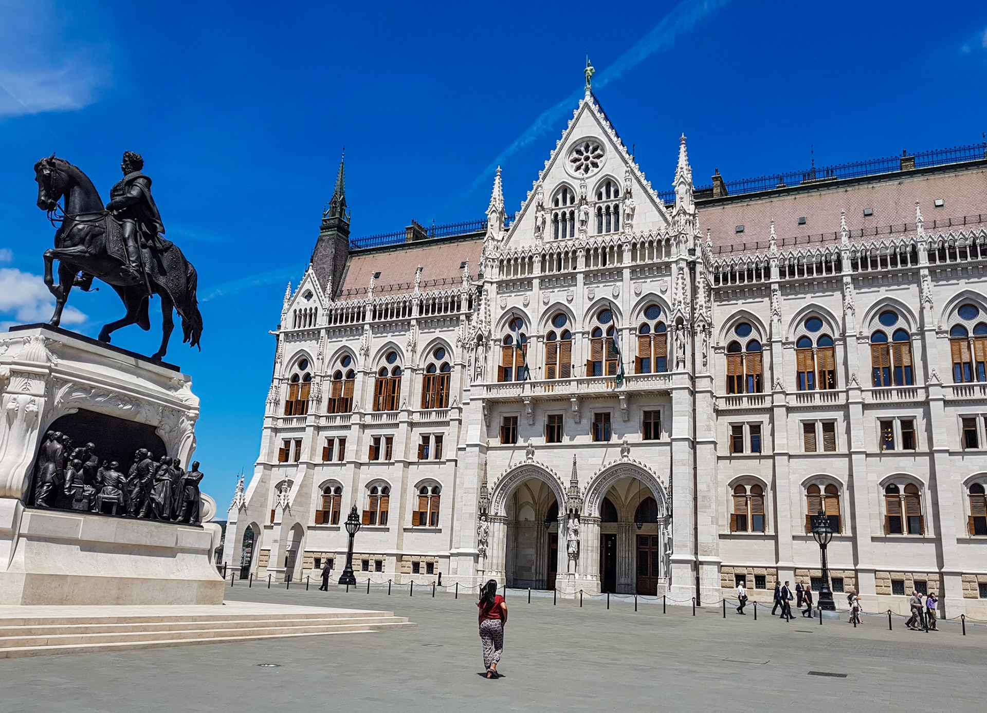 Budapesta. Pesta. Palatul Parlamentului