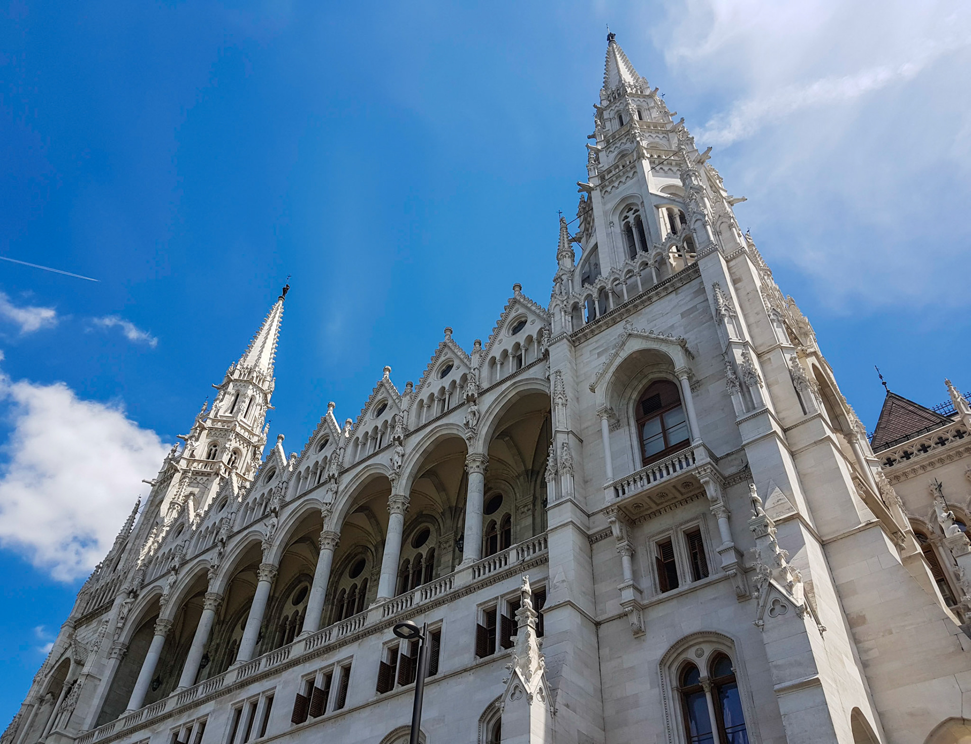 Budapesta. Pesta. Palatul Parlamentului