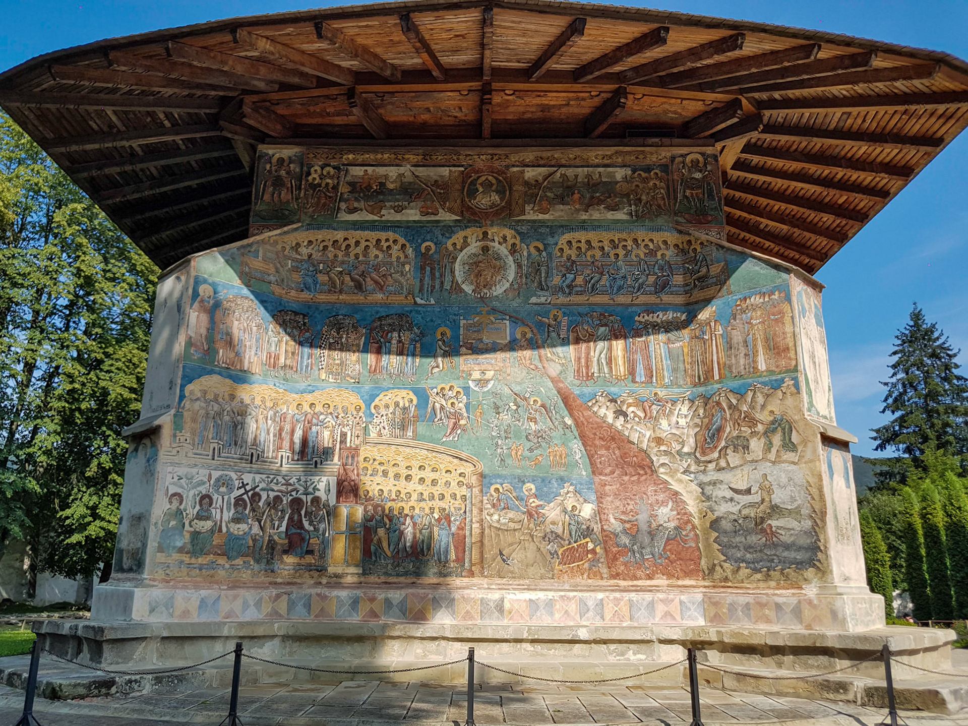 Mănăstirea Voroneț