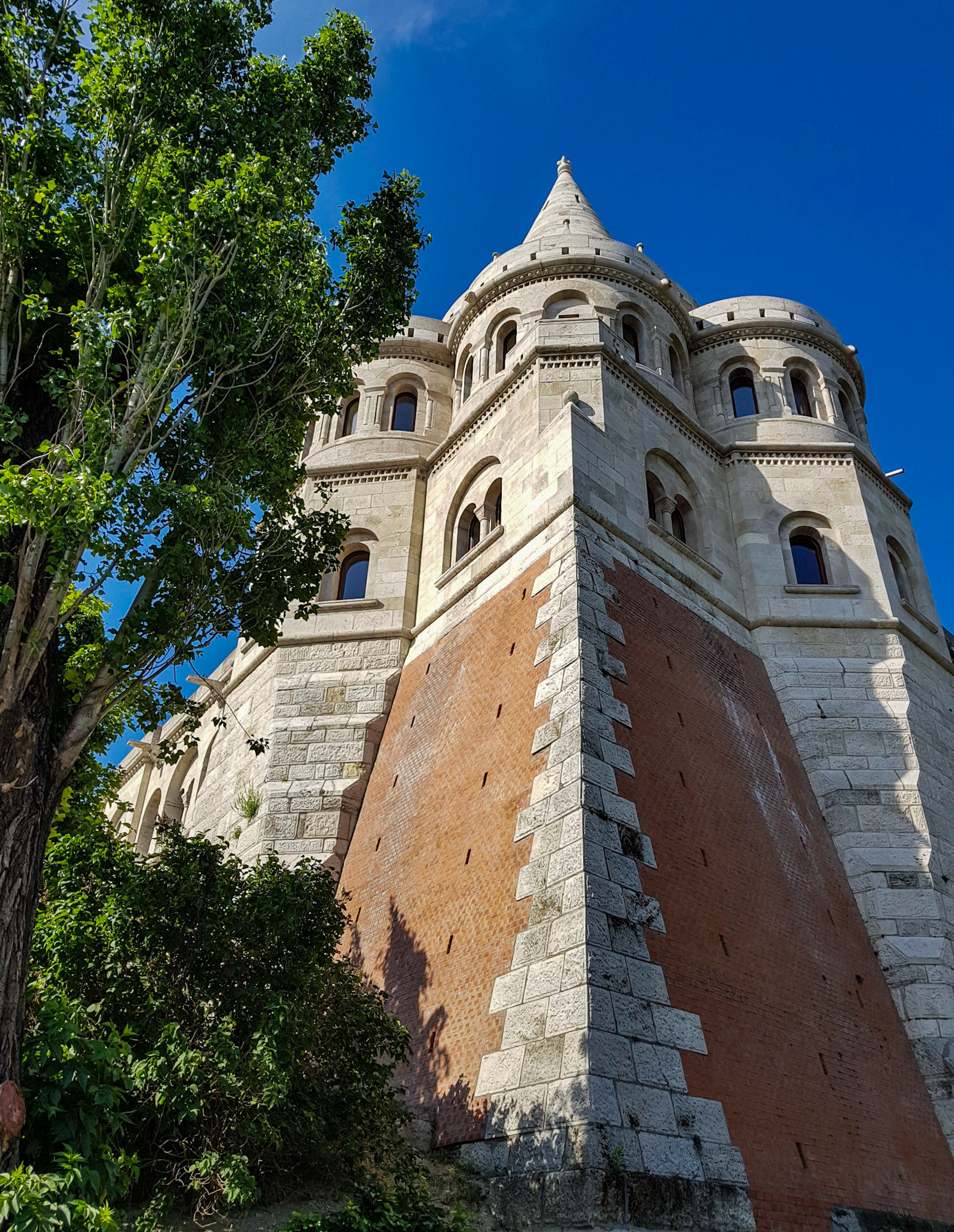 Bastionul pescarilor. Buda. Budapesta