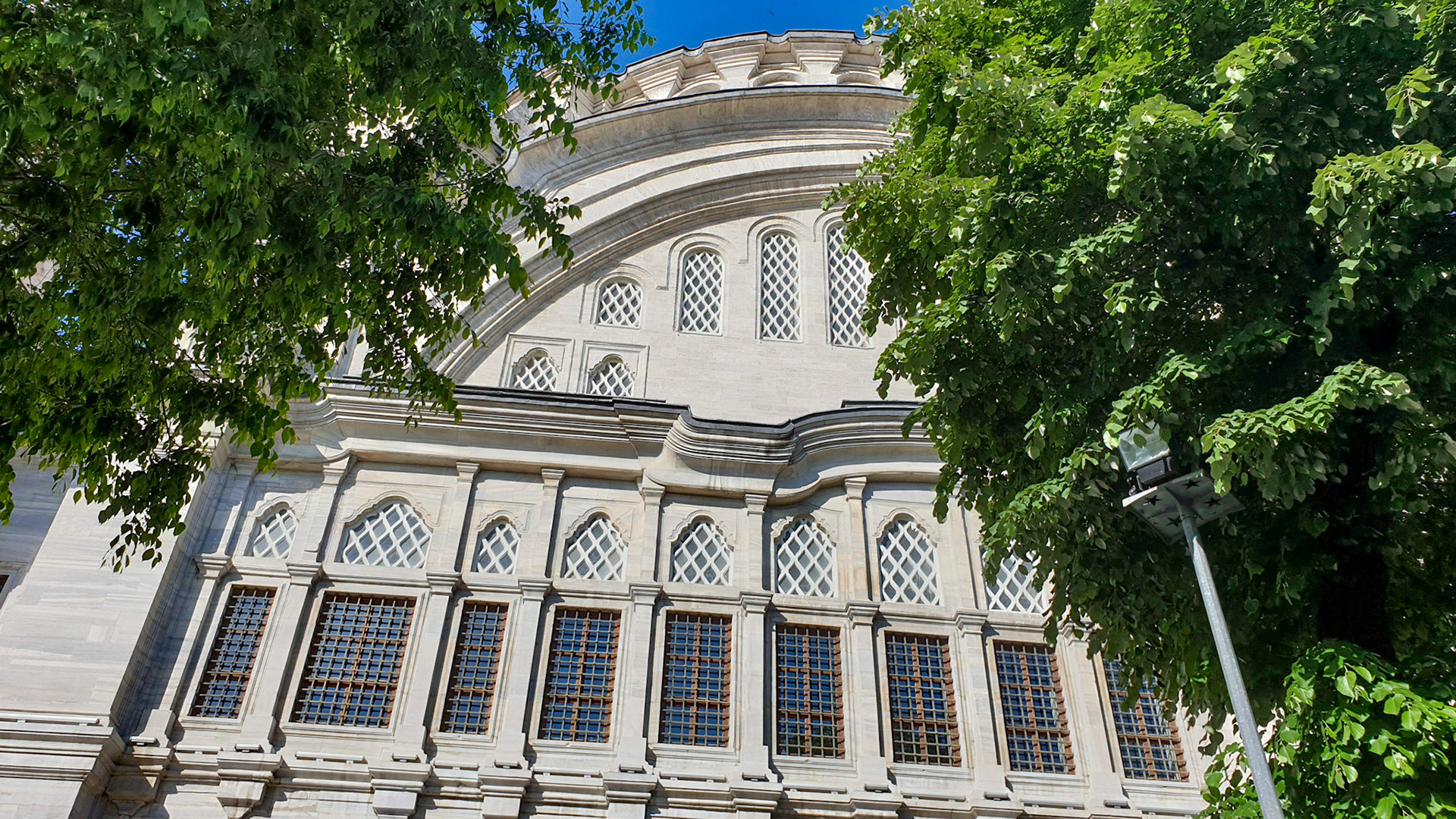 Moscheea Nuruosmaniye. Istanbul