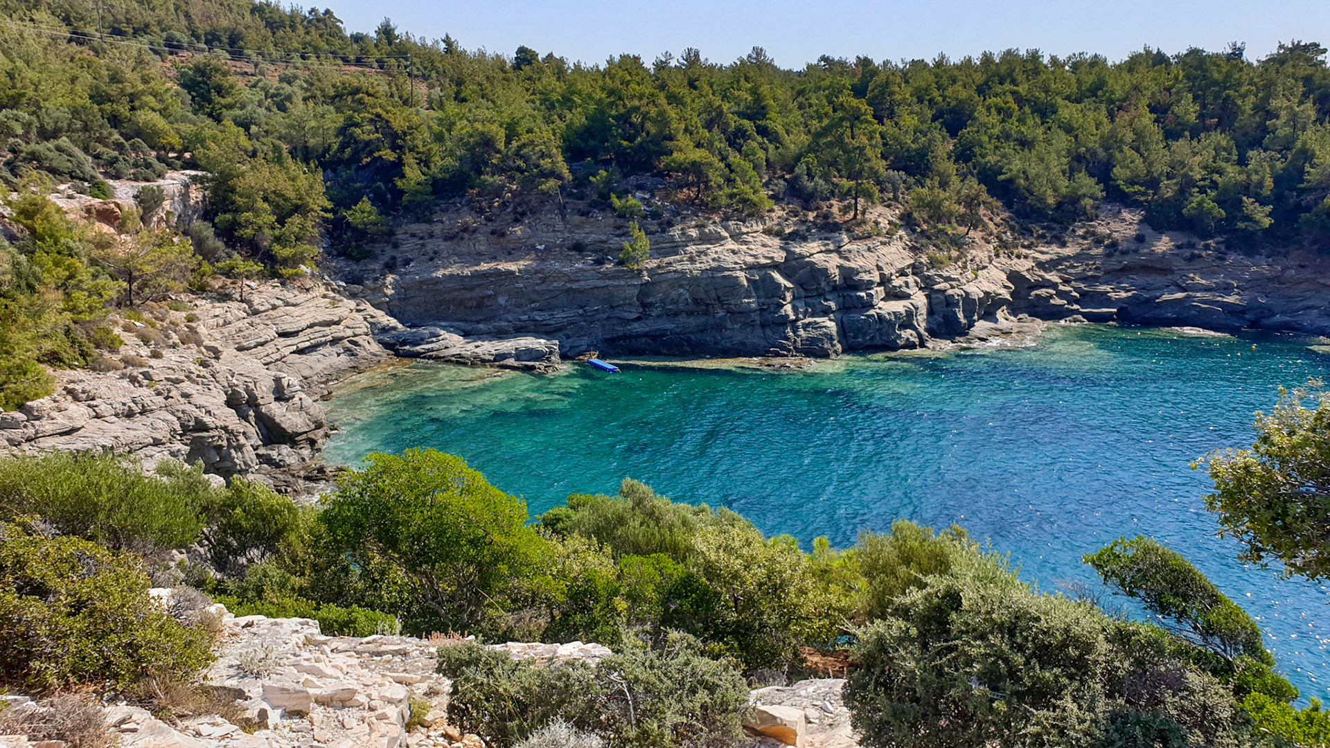 Stâncile Furtunii. Astris. Thasos