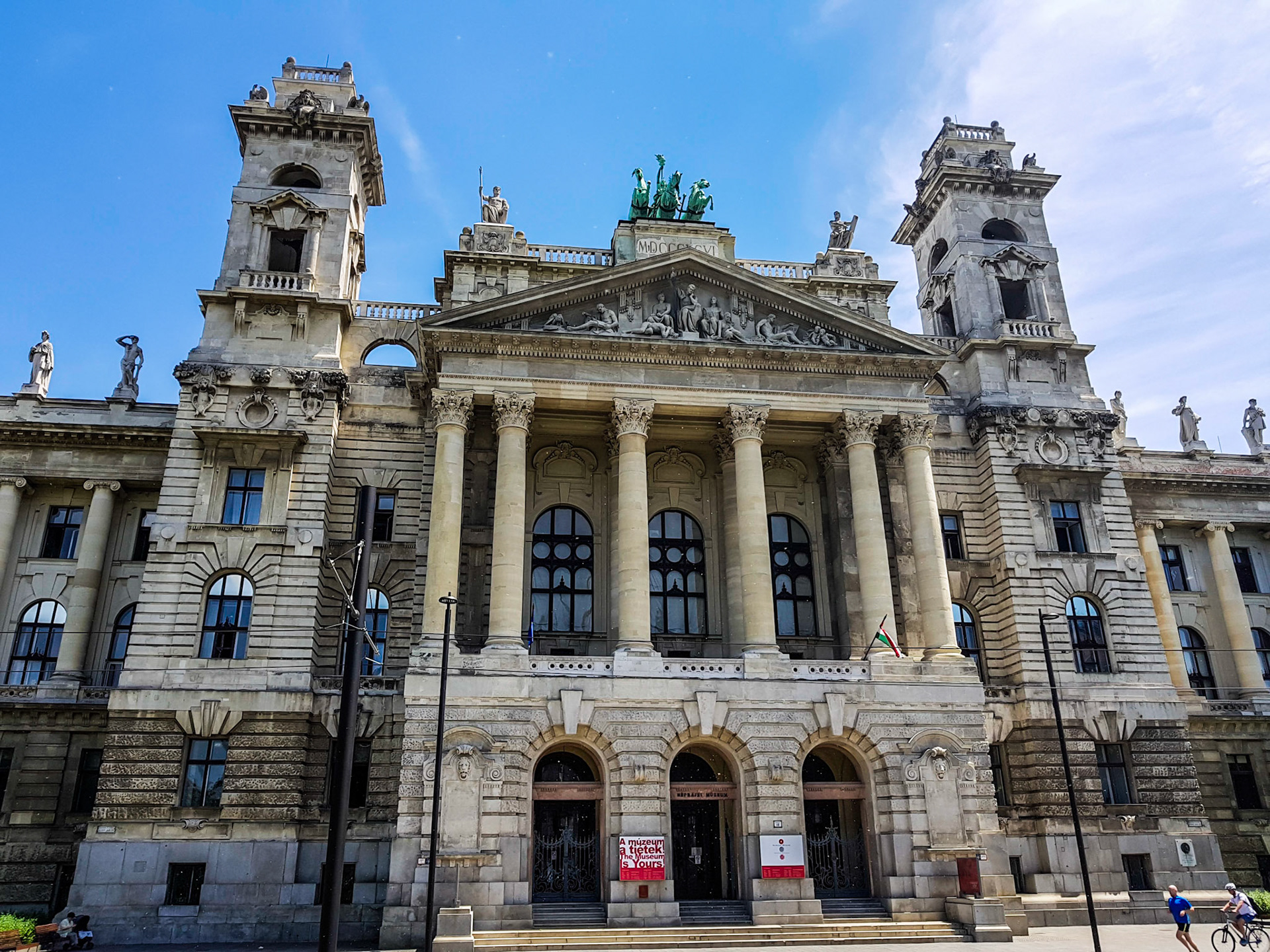 Budapesta. Pesta. Palatul Parlamentului