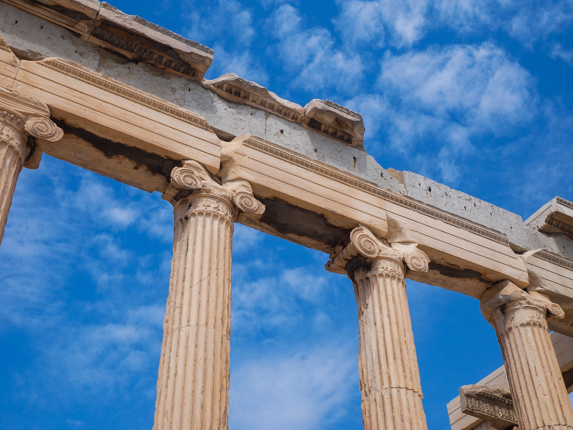 Erechtheionul. Atena