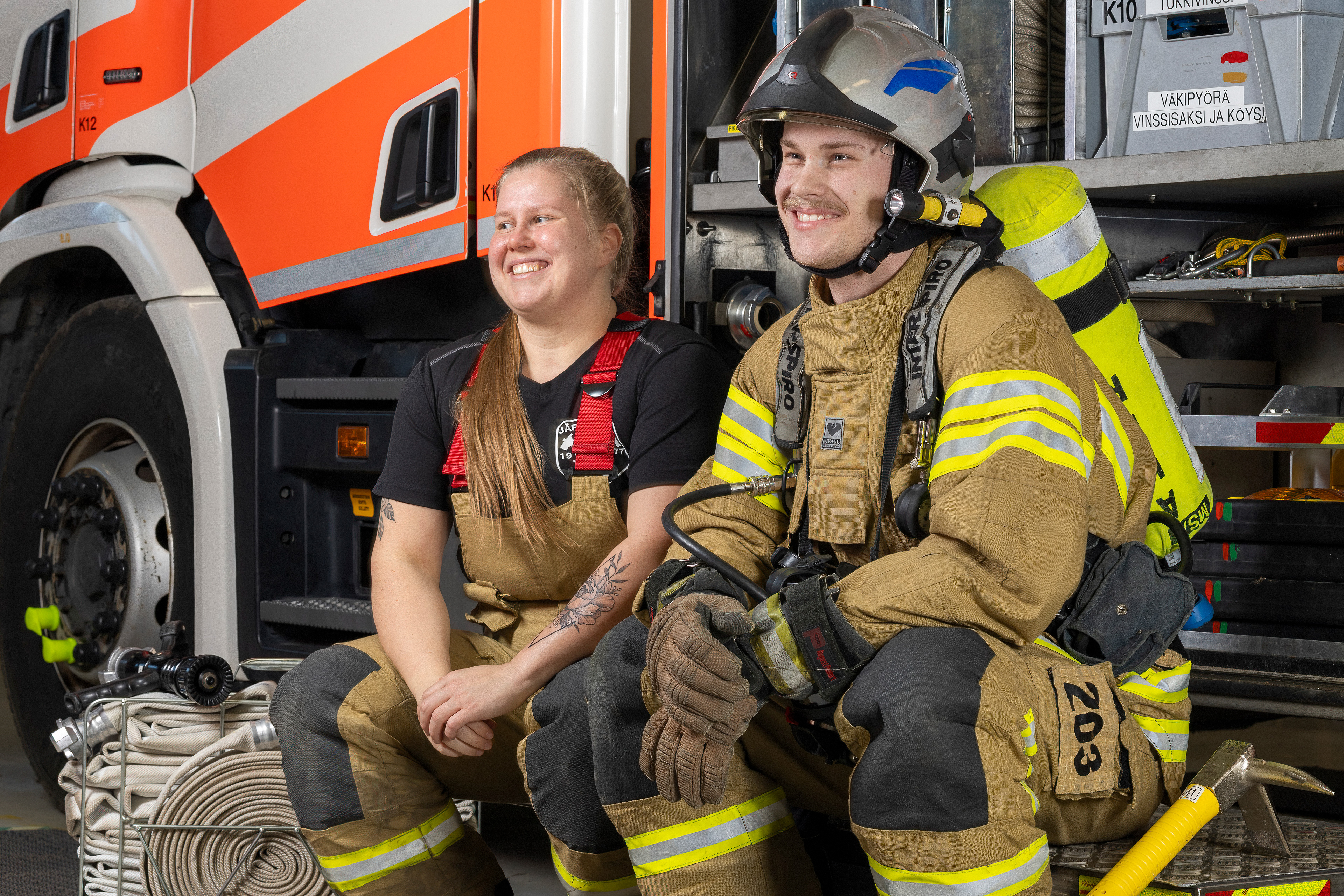 Sisarukset Roosa ja Rasmus