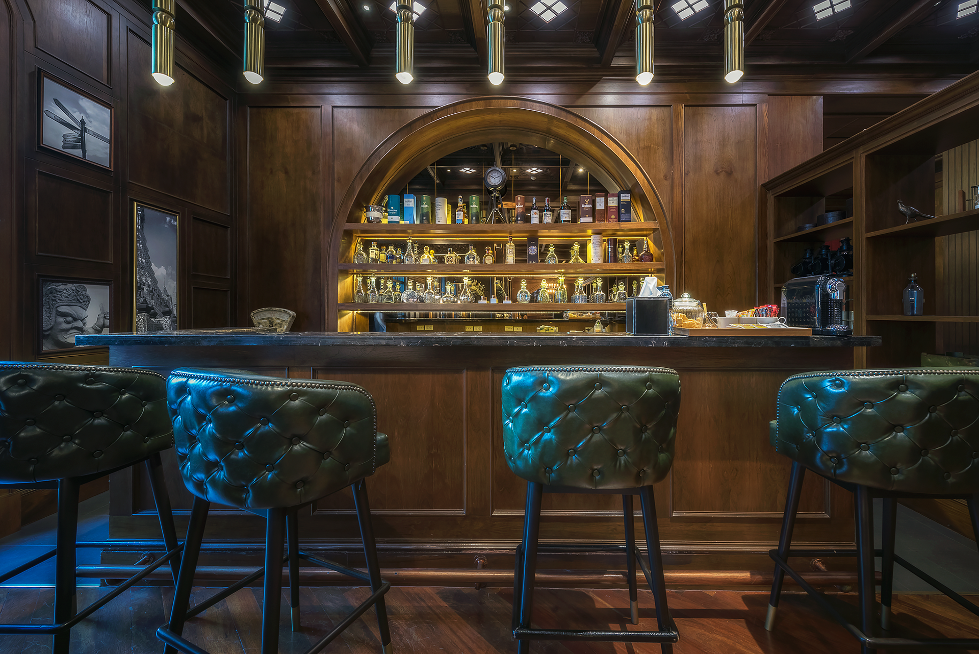 Metropole Bangkok Hotel