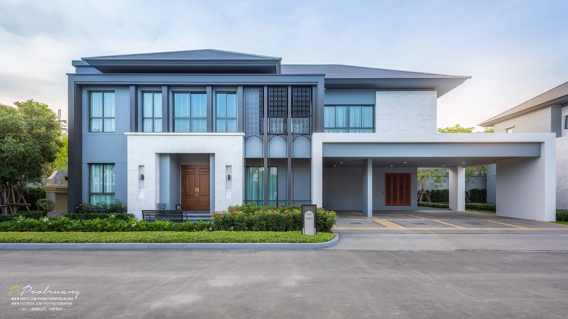 Grand Bangkok Boulevard รามอินทรา-เสรีไทย