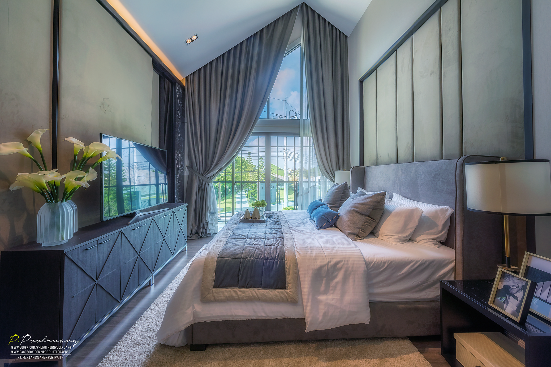 Bangkok Boulevard สาทร-ปิ่นเกล้า 2