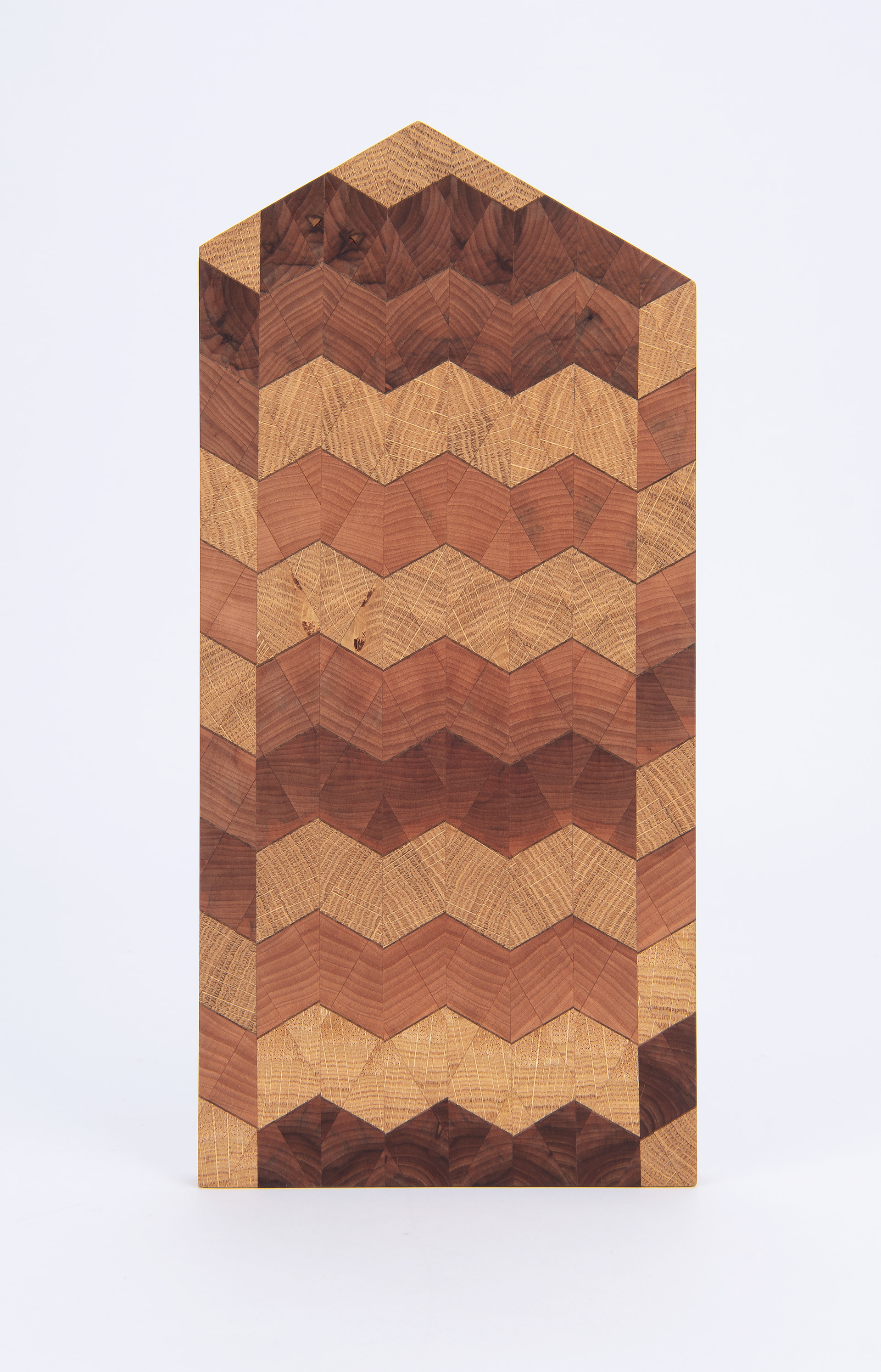 Eiche, Kirsche, Wenge (Furnier), versetze Verleimung