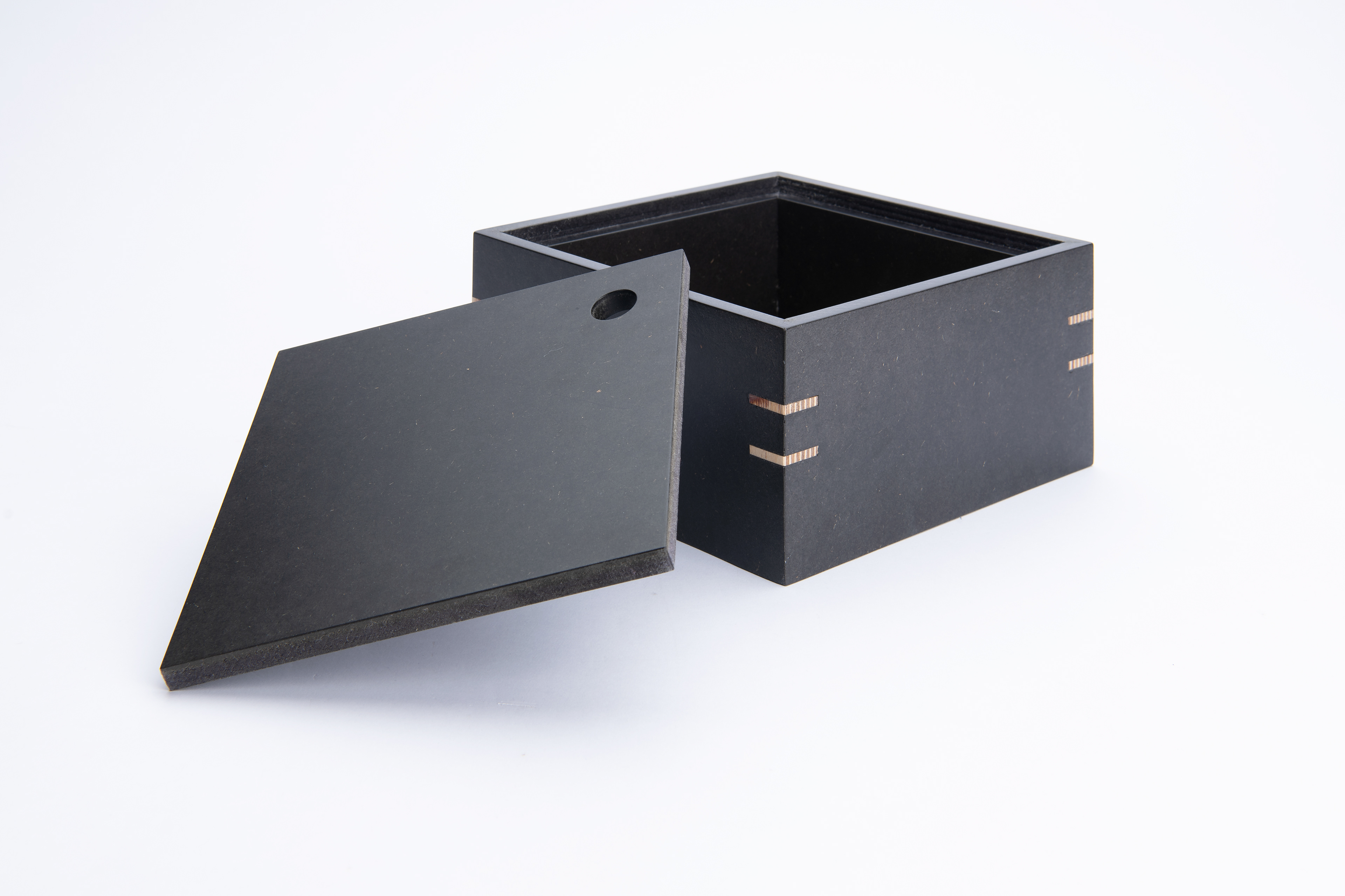 schwarzes MDF geölt, Multiplex Einsätze