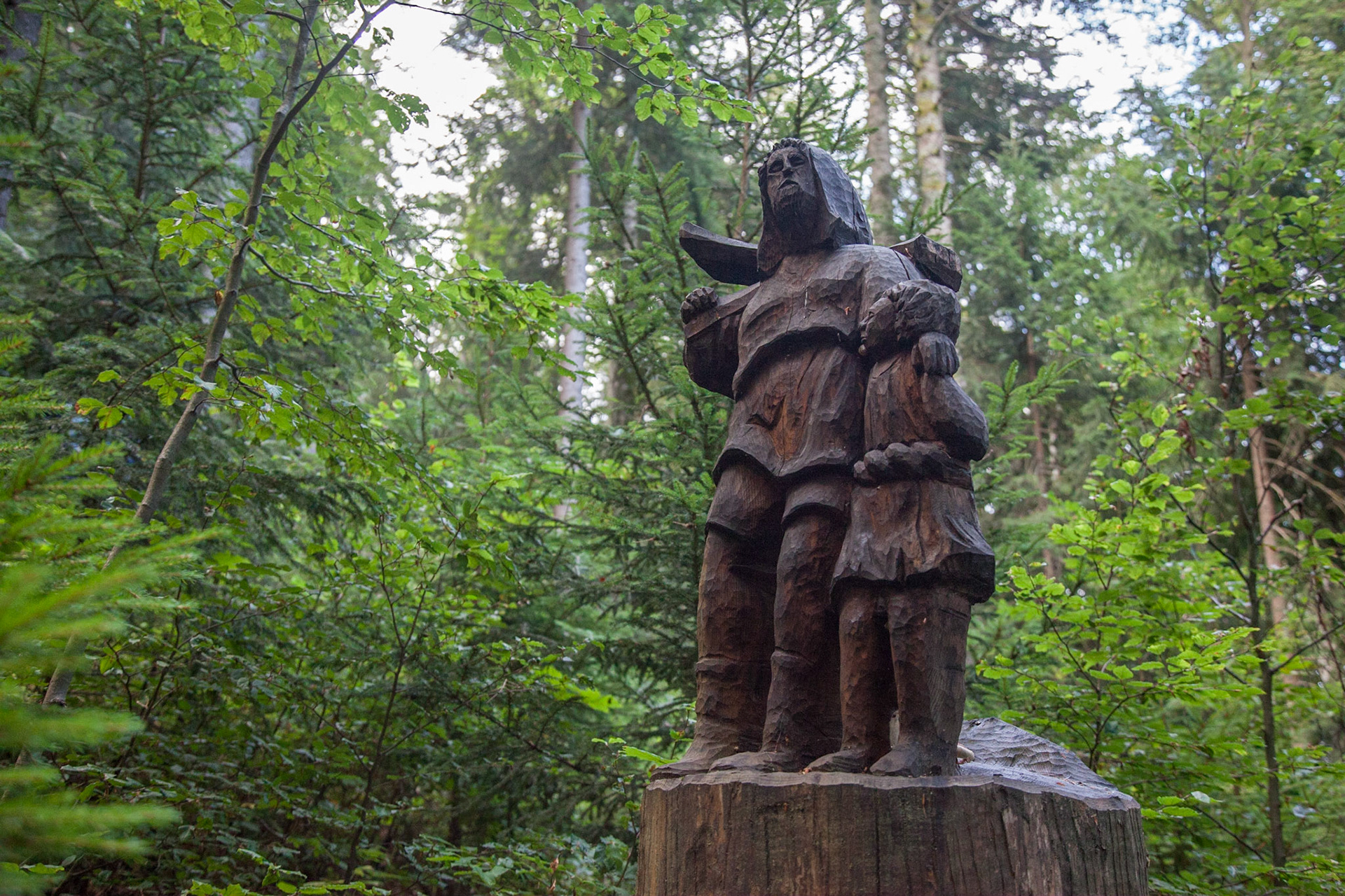 Sentier des statues