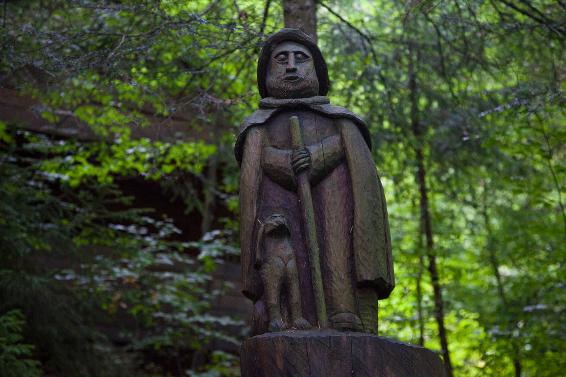Sentier des statues