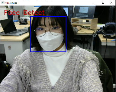 OpenCVで顔検知