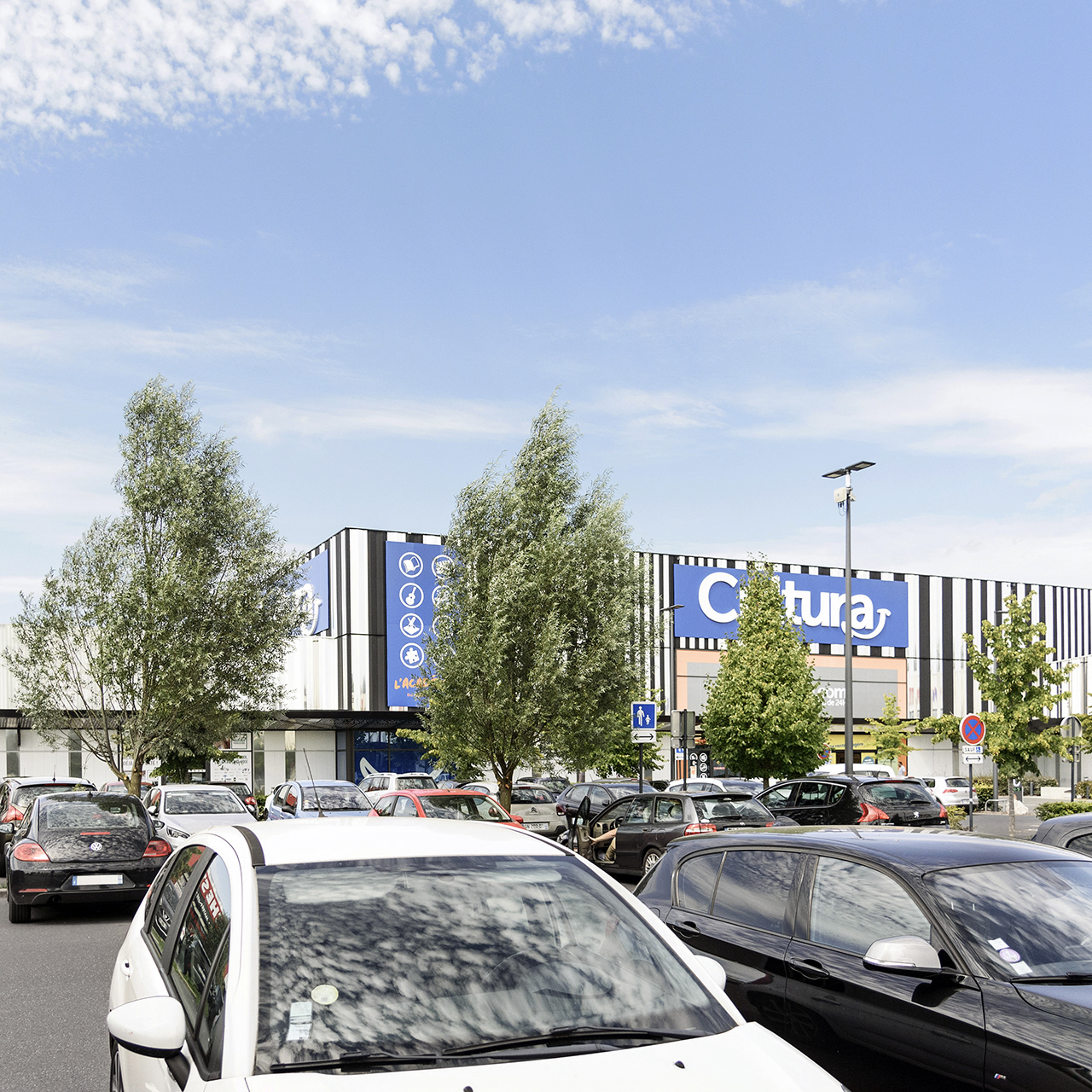 2021 | LE MAGASIN CULTURA DE LA PROMENADE DES FLANDRES