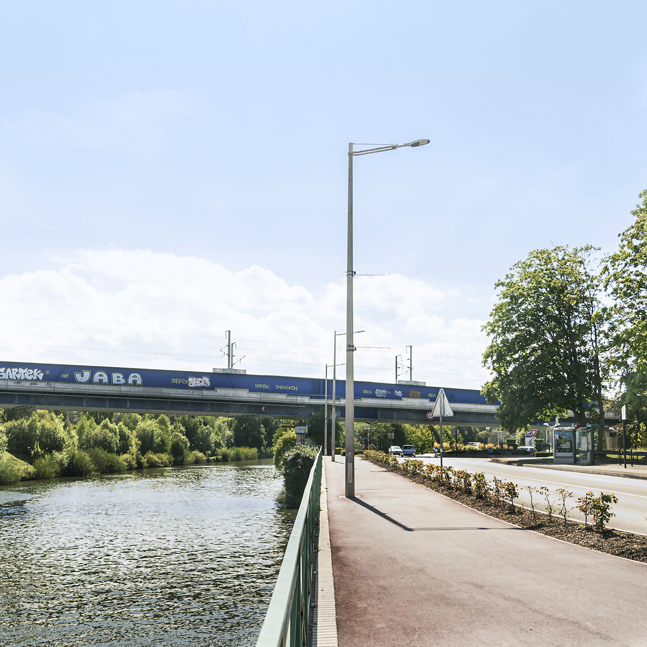 2021 | LE PONT DE CHEMIN DE FER DEPUIS LA RUE DE LILLE